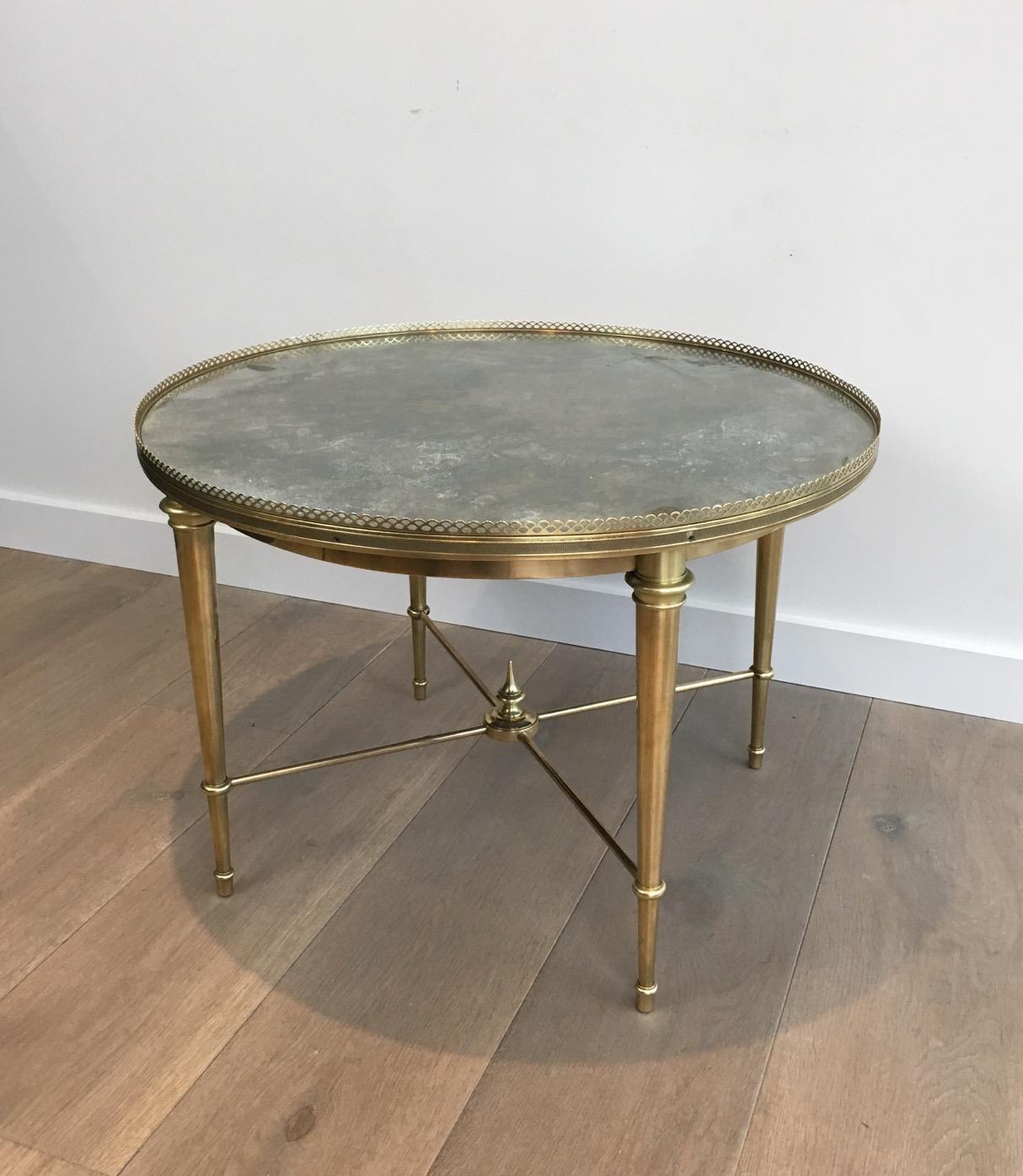 French Maison Ramsay, Neoclassical Round Brass Coffee Table with Eglomized Glass Top