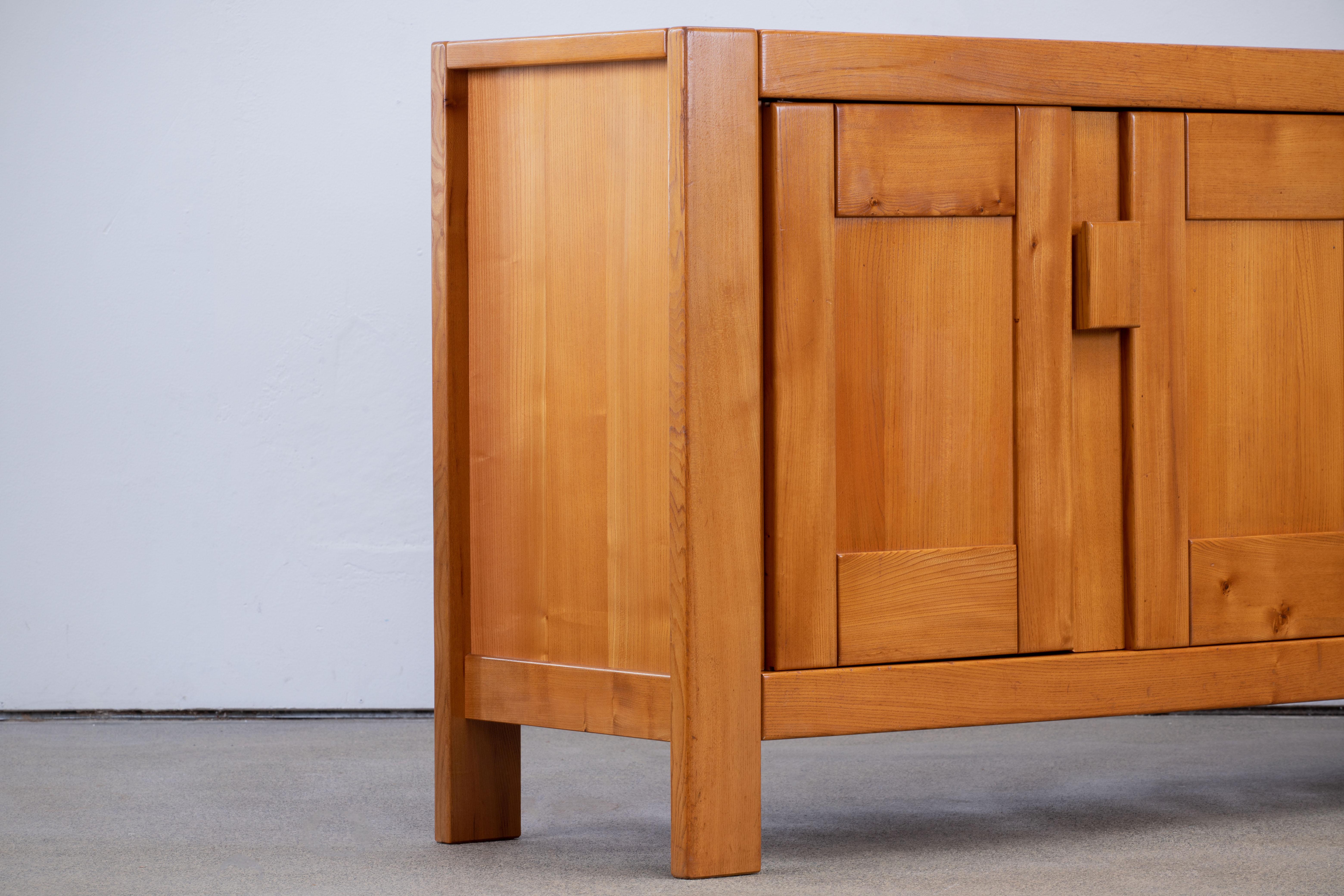 Maison Regain Attributed Sideboard in Solid Elm, France, 1970s 4