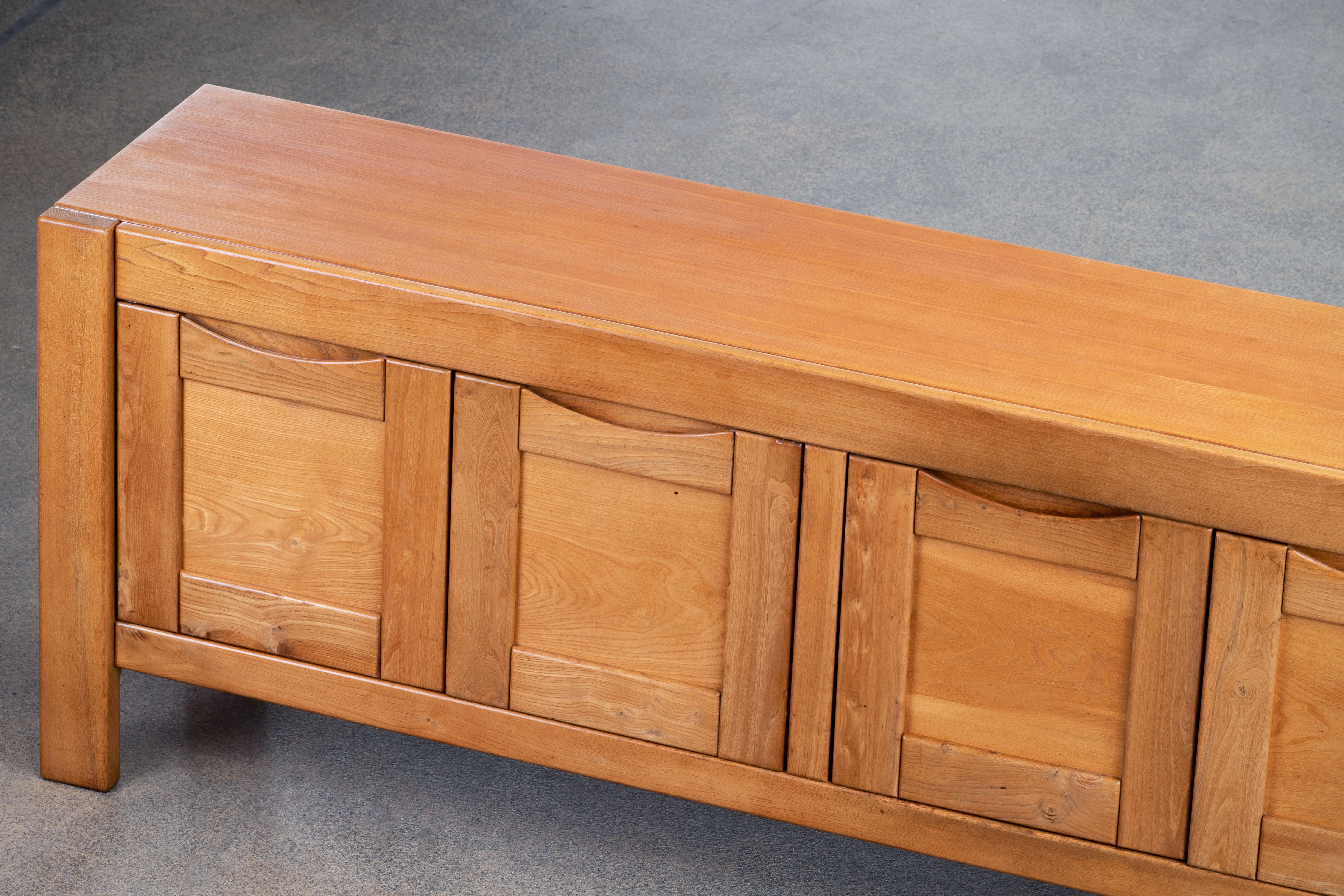 Maison Regain Attributed Sideboard in Solid Elm, France, 1970s 9