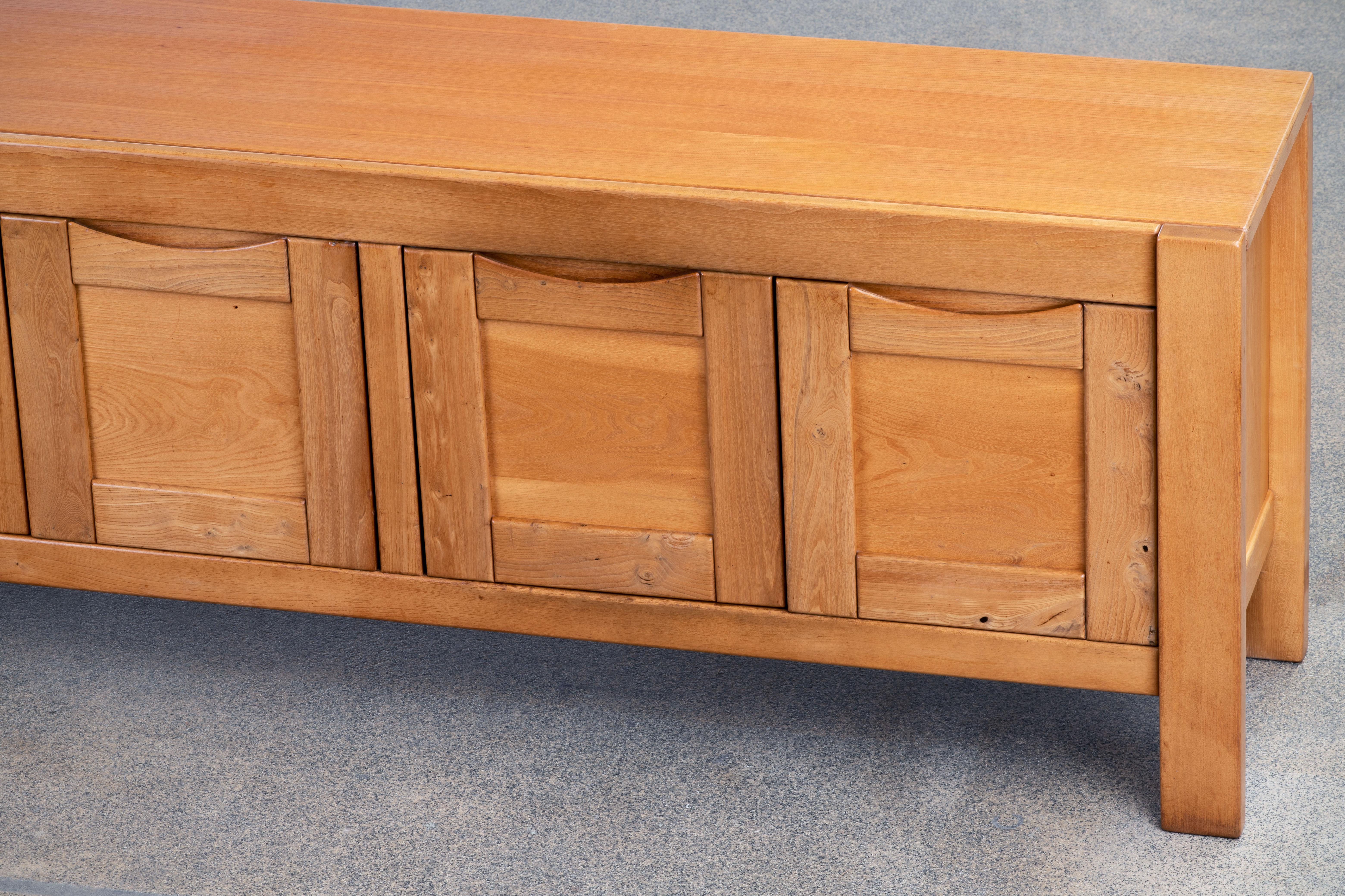 Maison Regain Attributed Sideboard in Solid Elm, France, 1970s 10