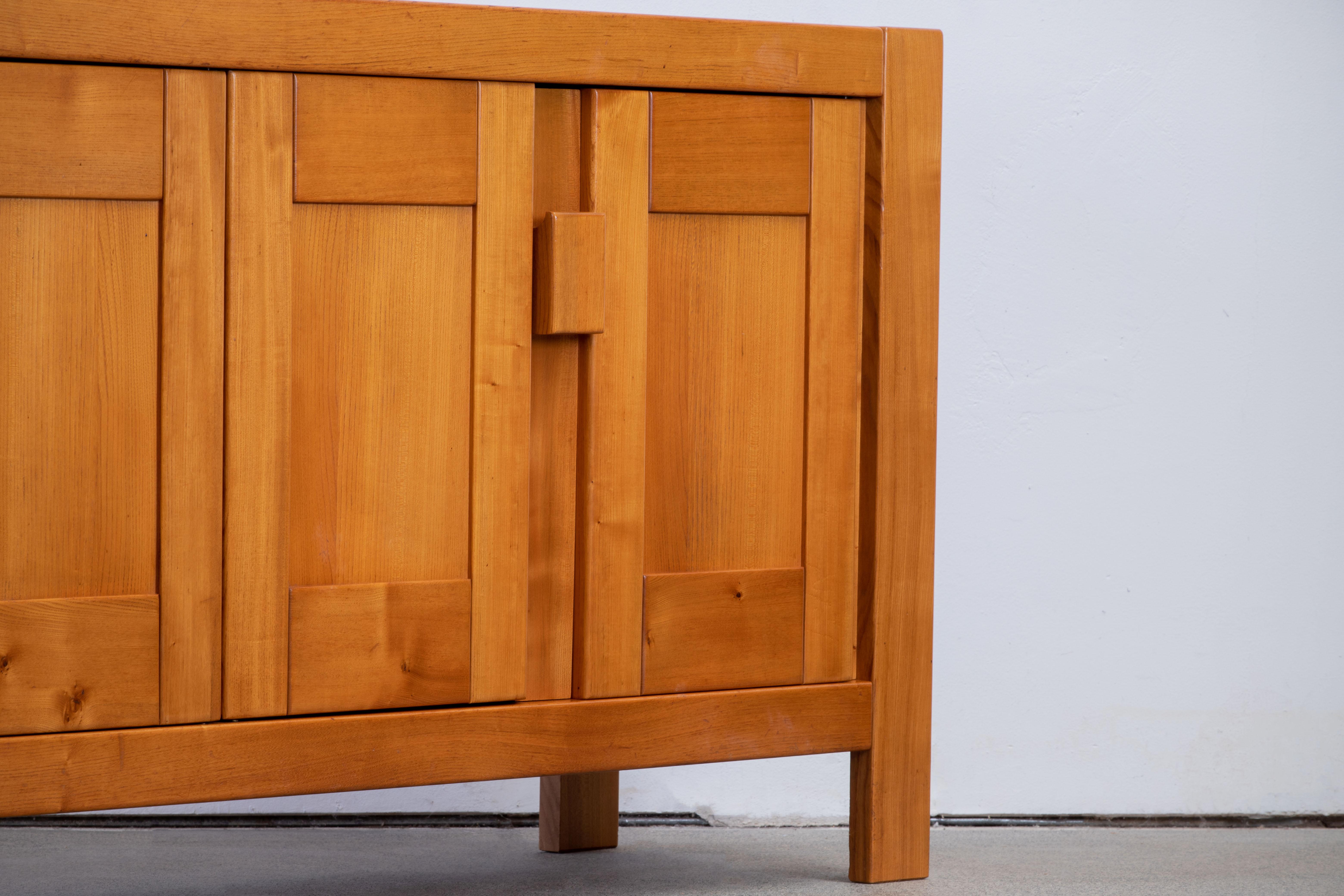 Maison Regain Attributed Sideboard in Solid Elm, France, 1970s 2