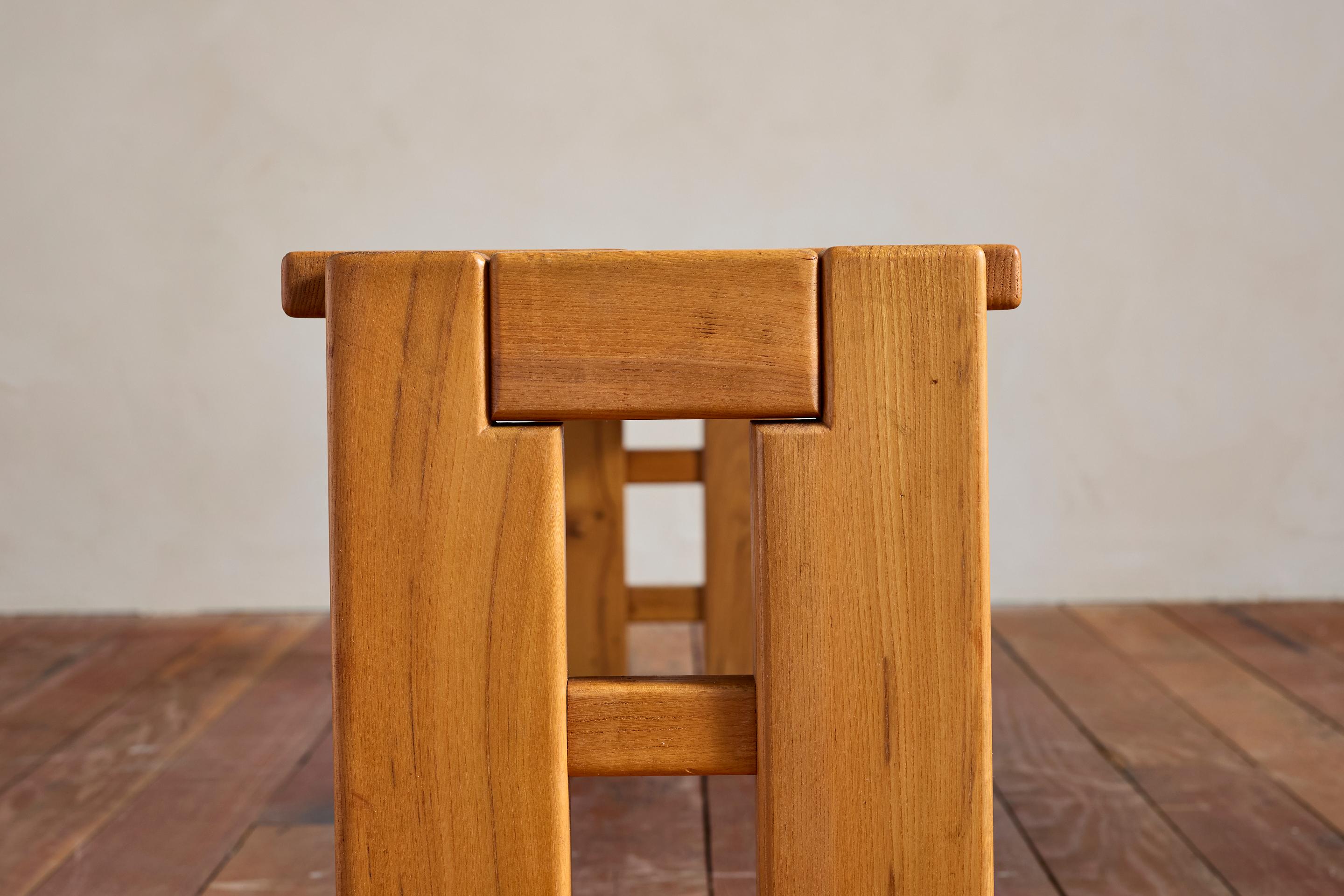 Banc Maison Regain en orme en vente 1