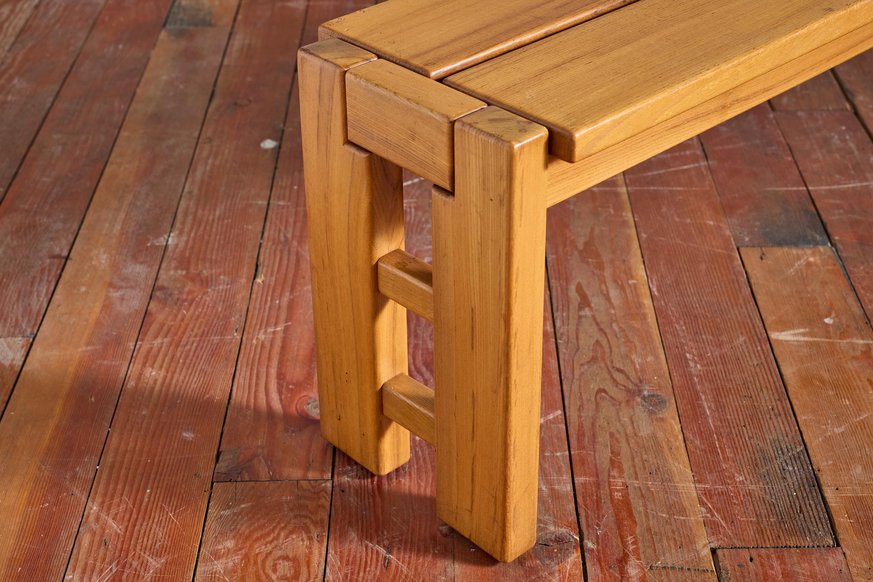 Banc Maison Regain en orme en vente 2