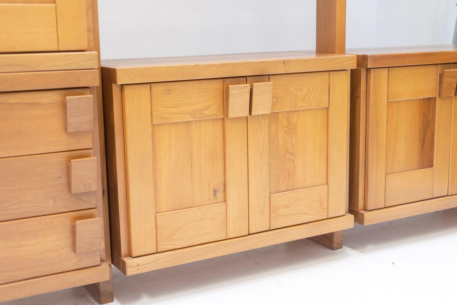 Maison Regain, Bookcase-Shelf in Elm, 1960s For Sale 5