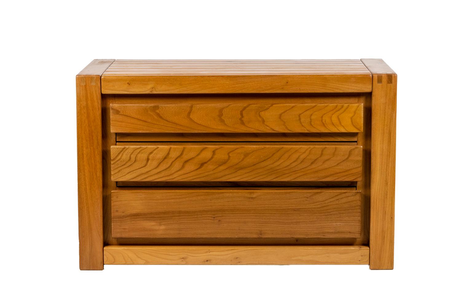 French Maison Regain, Chest of Drawers in Elm, 1960’s For Sale