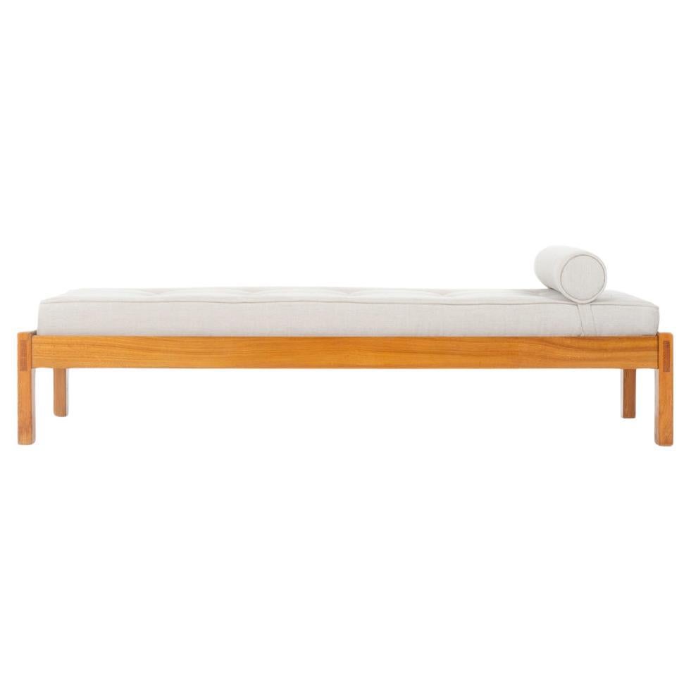 Maison Regain Daybed in Elm with linen Fabric, 1980 For Sale