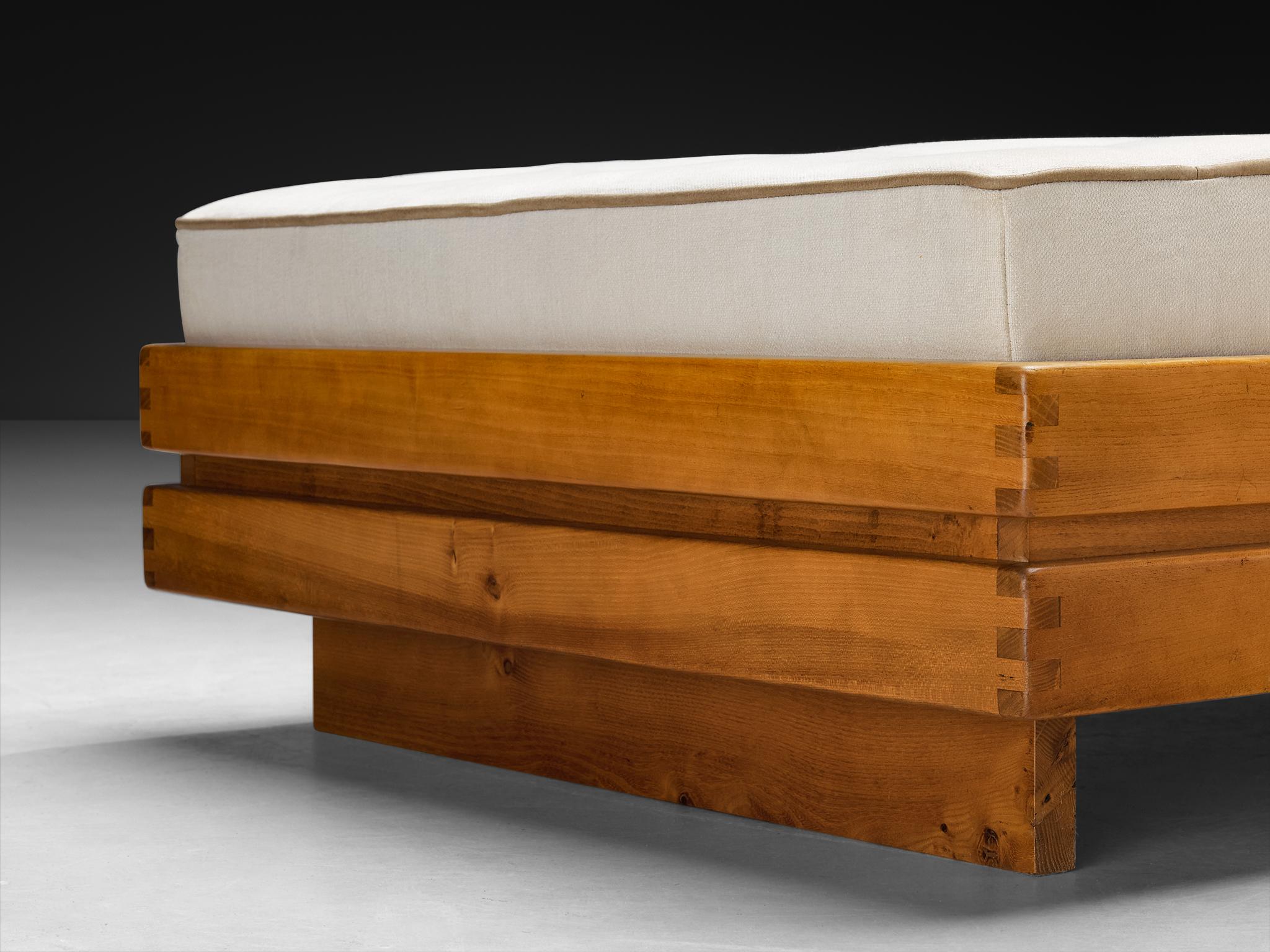 Maison Regain Daybed in Solid Elm (lit de jour en orme massif) Bon état - En vente à Waalwijk, NL