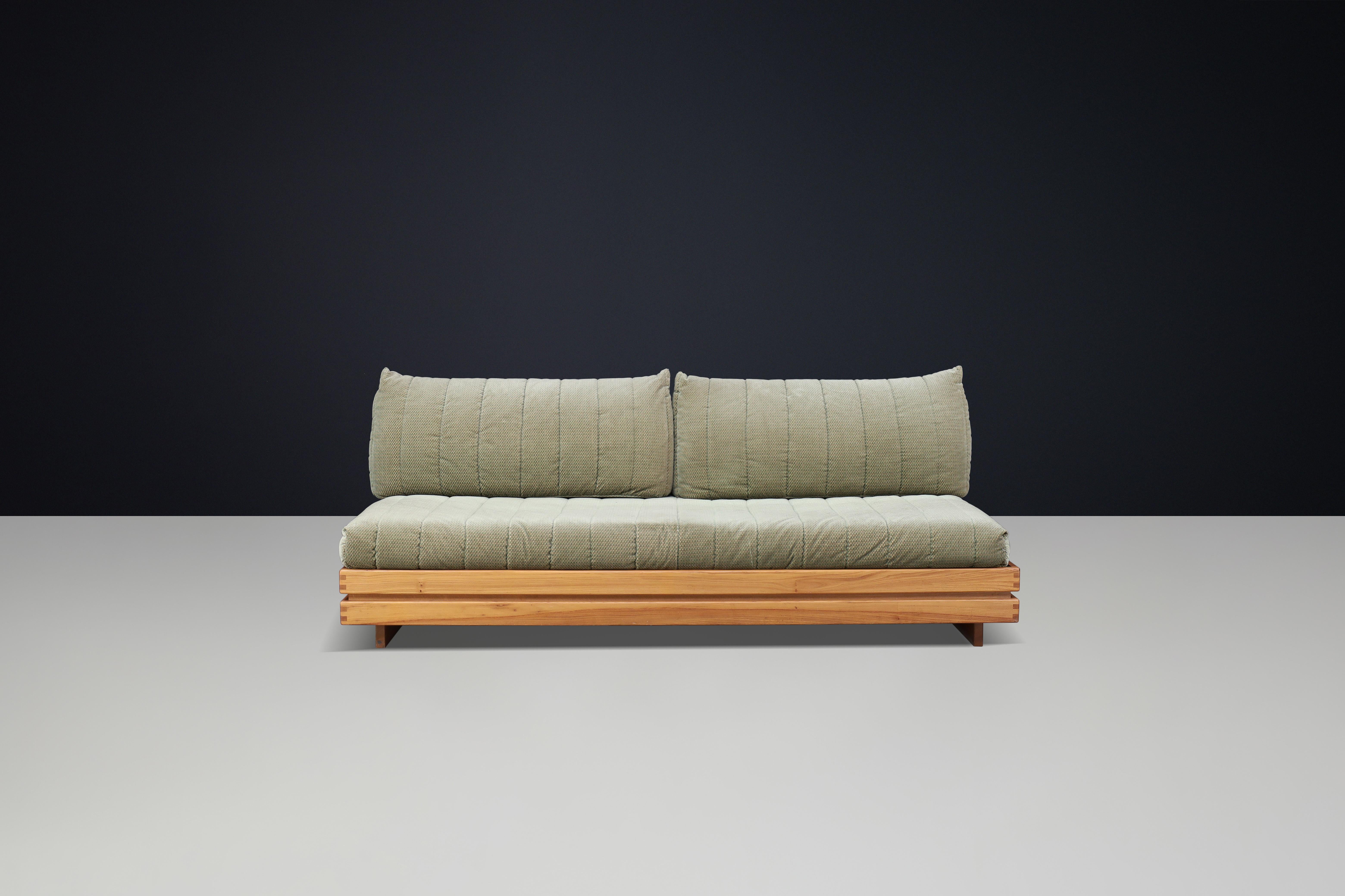 Maison Regain Elm living room set upholstered in original olive green fabric For Sale 6