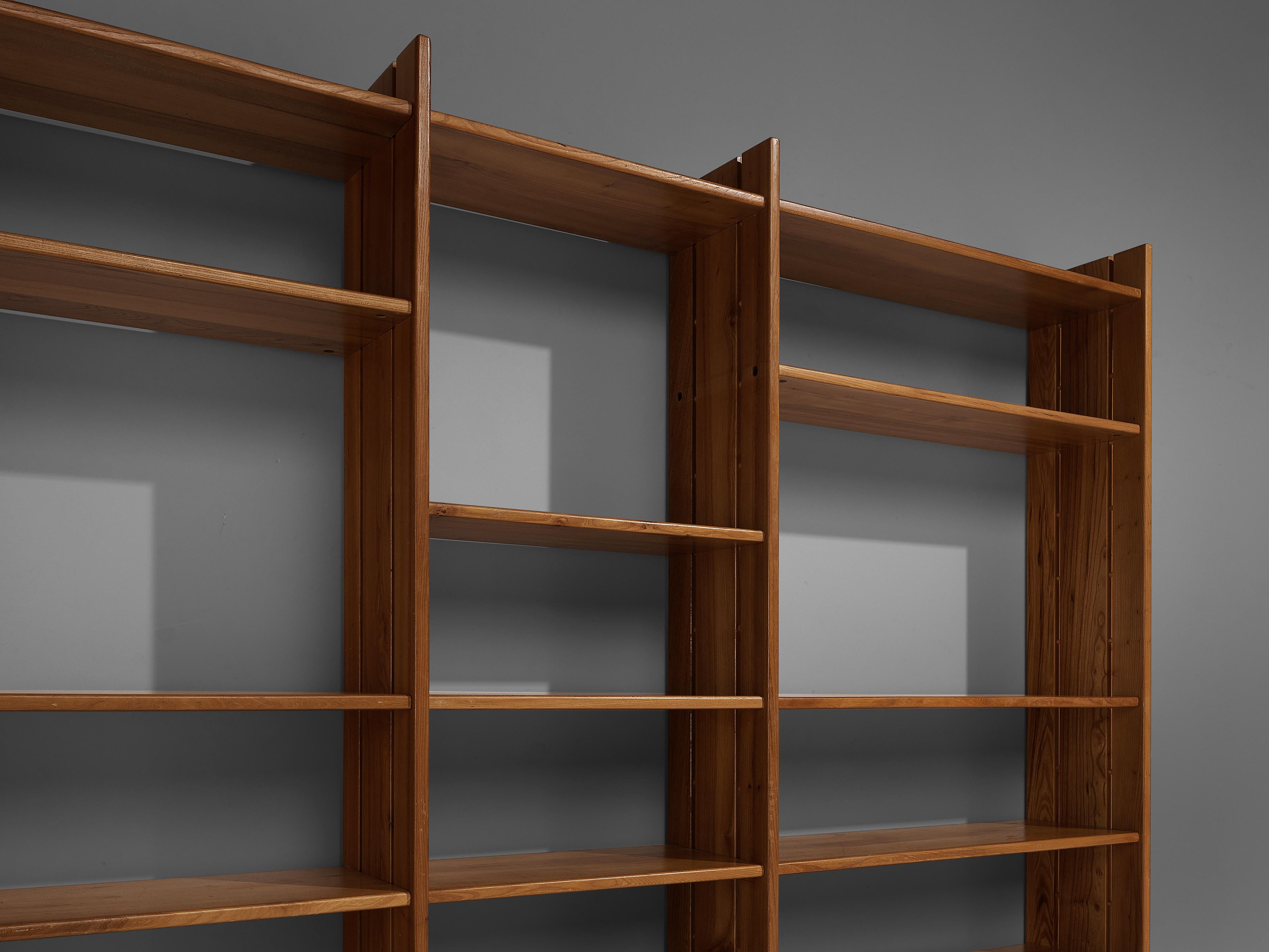 French Maison Regain Free-Standing Bookshelf or Room Divider in Solid Elm