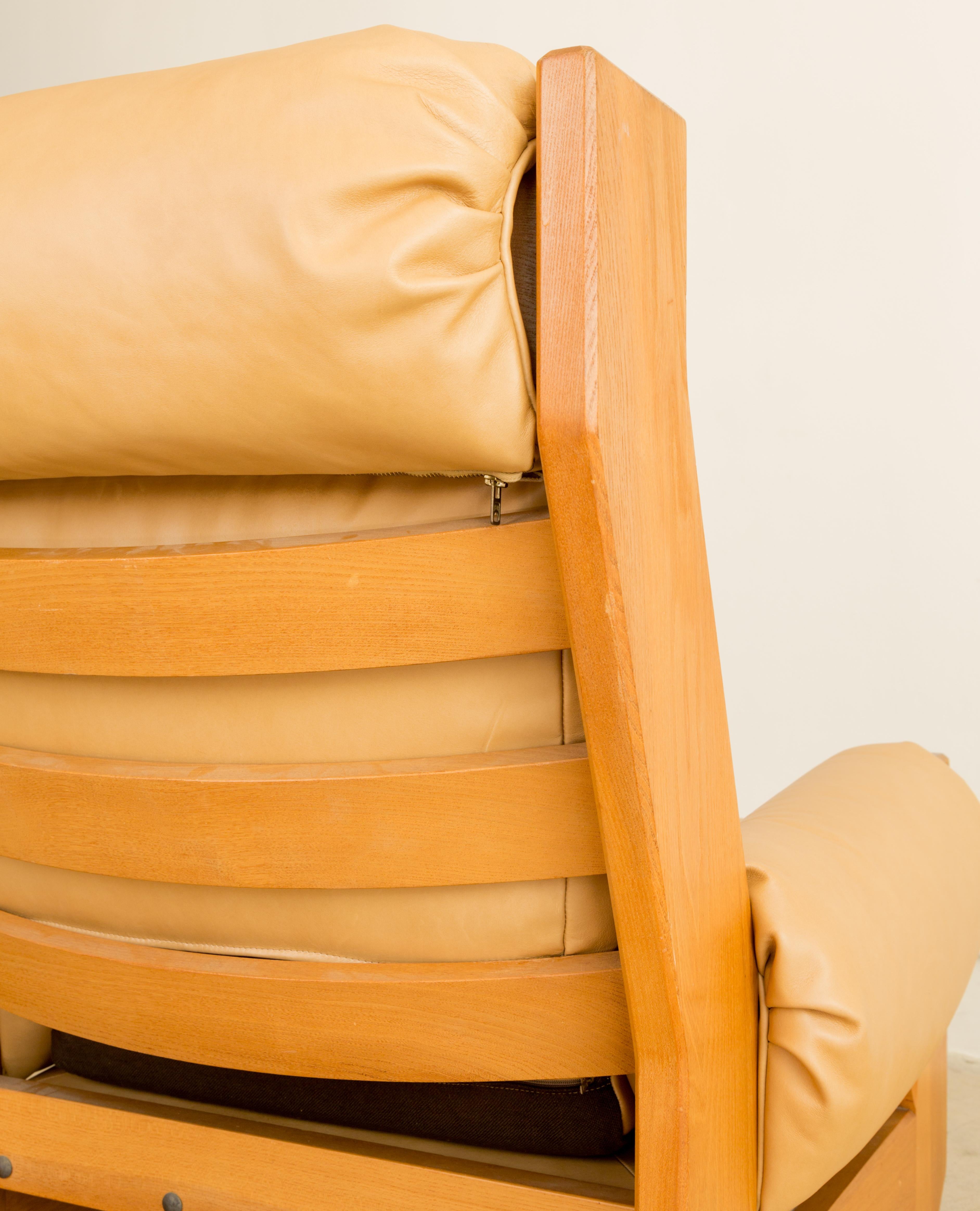 Maison Regain  Chaise longue cuir + orme en vente 1