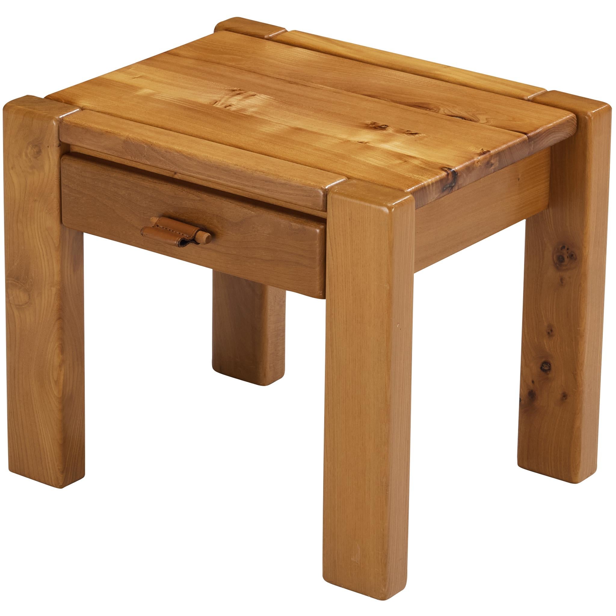 Maison Regain Night Stand aus Ulme und Leder im Angebot