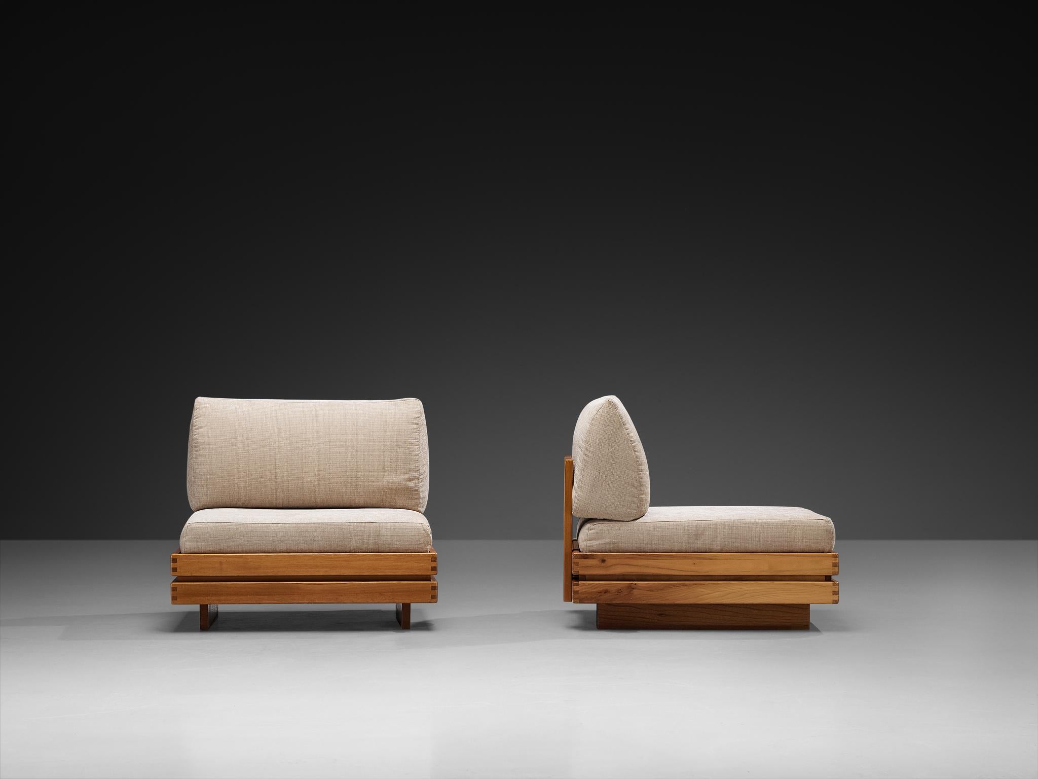Maison Regain Pair of Lounge Chairs in Elm For Sale 1