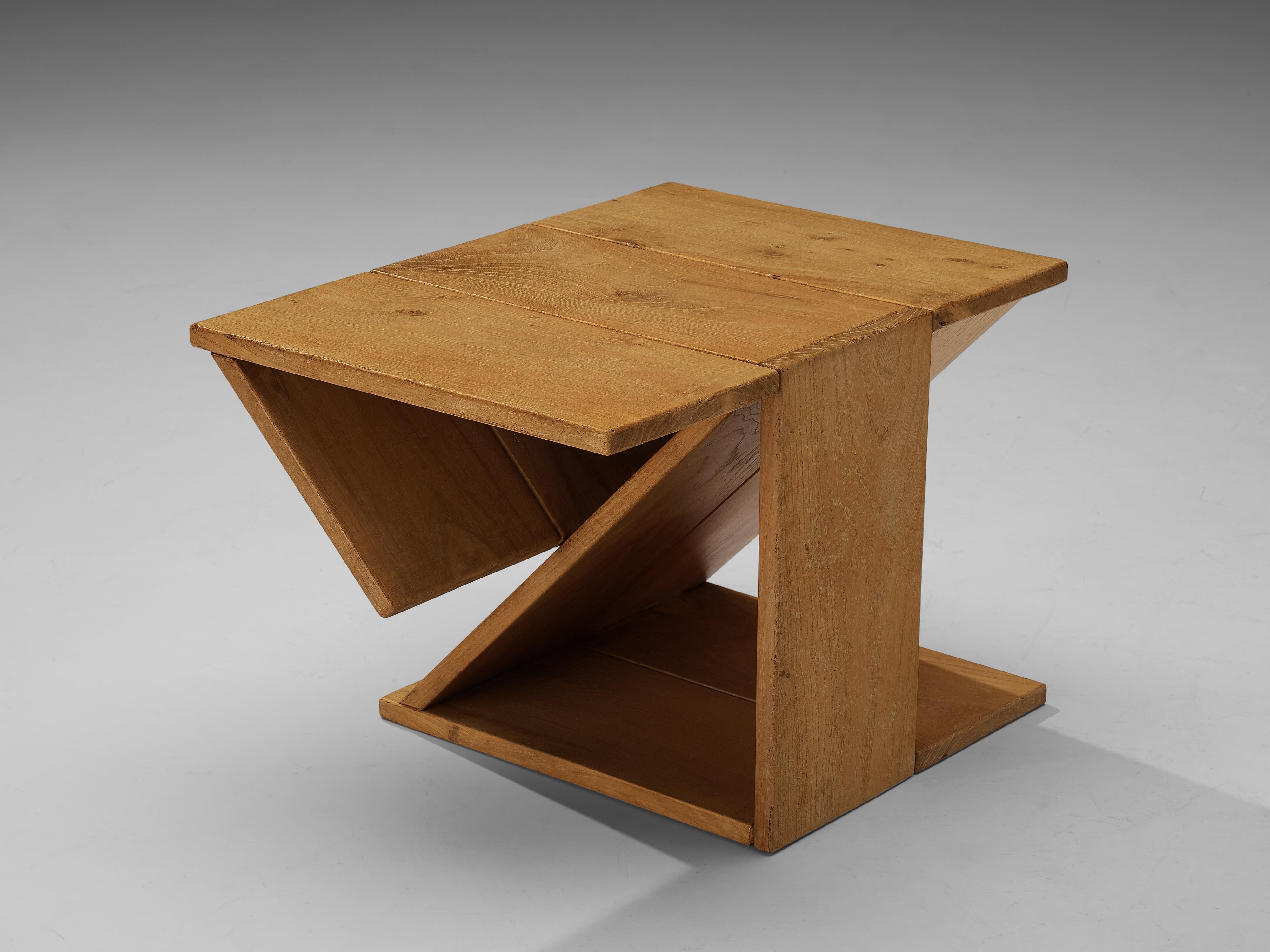 Maison Regain Sculptural Side Table in Solid Elm In Good Condition In Waalwijk, NL