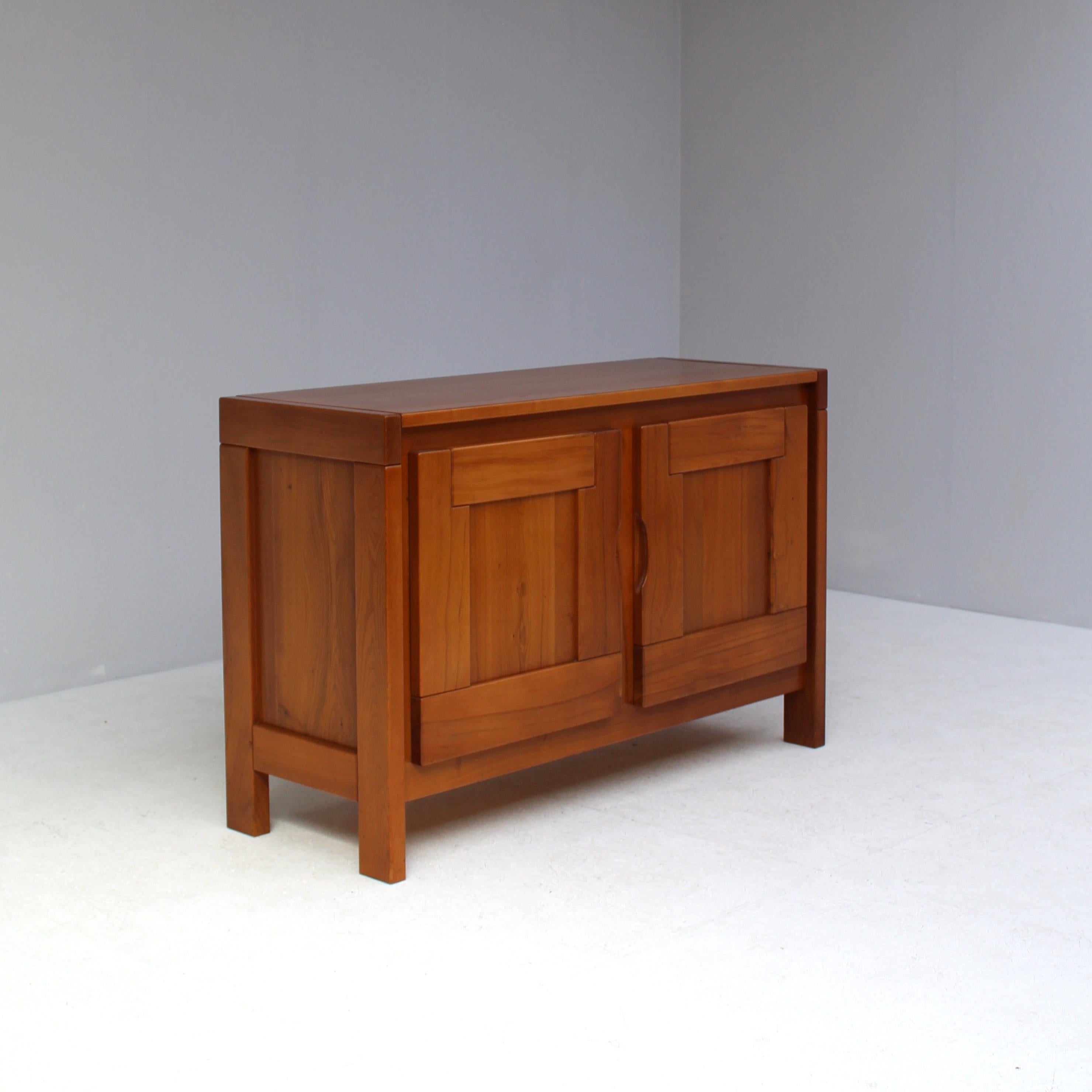 Late 20th Century Maison Regain Sideboard in Solid Elm For Sale