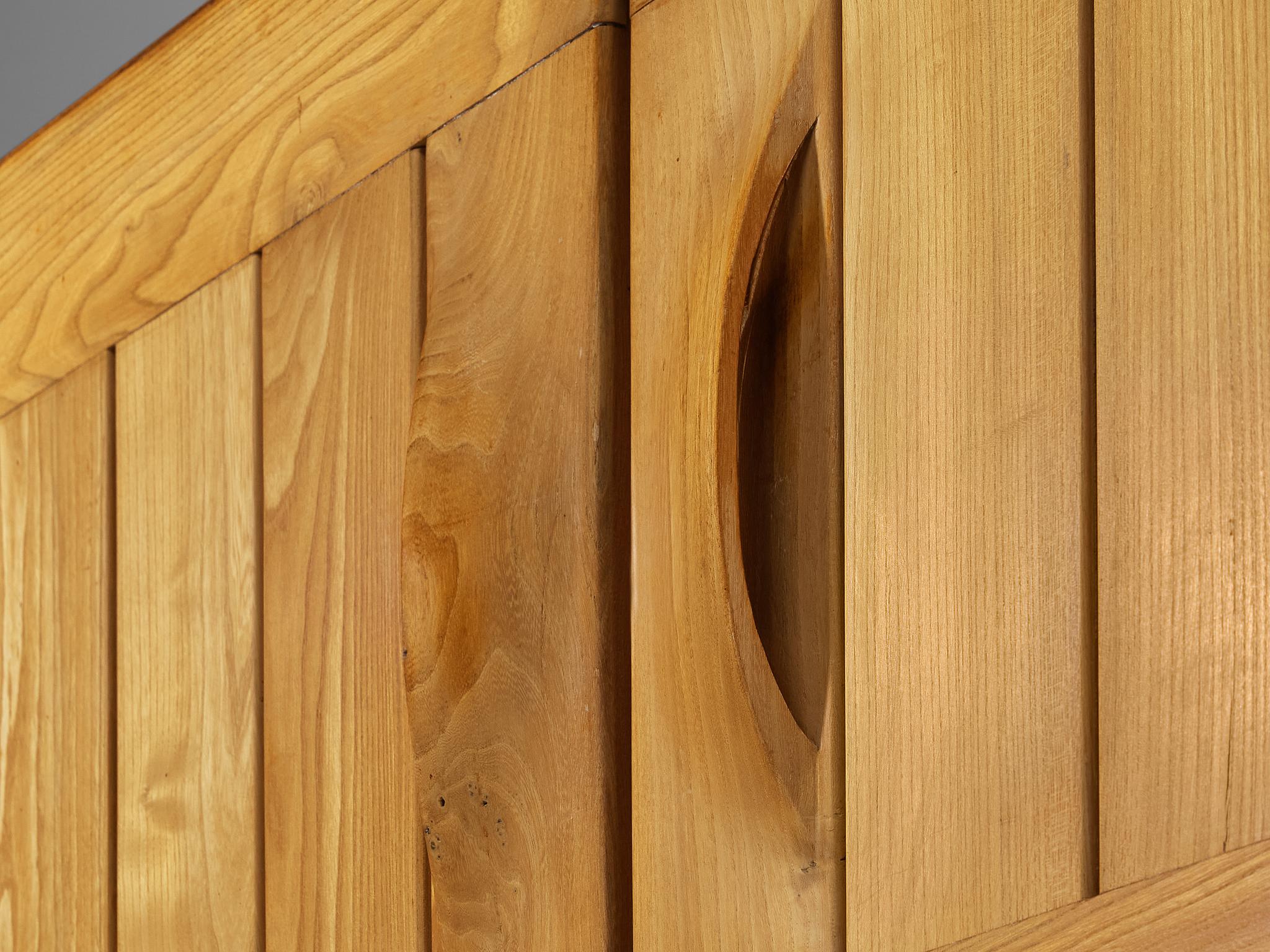 Olmo Credenza Maison Regain in olmo massiccio in vendita