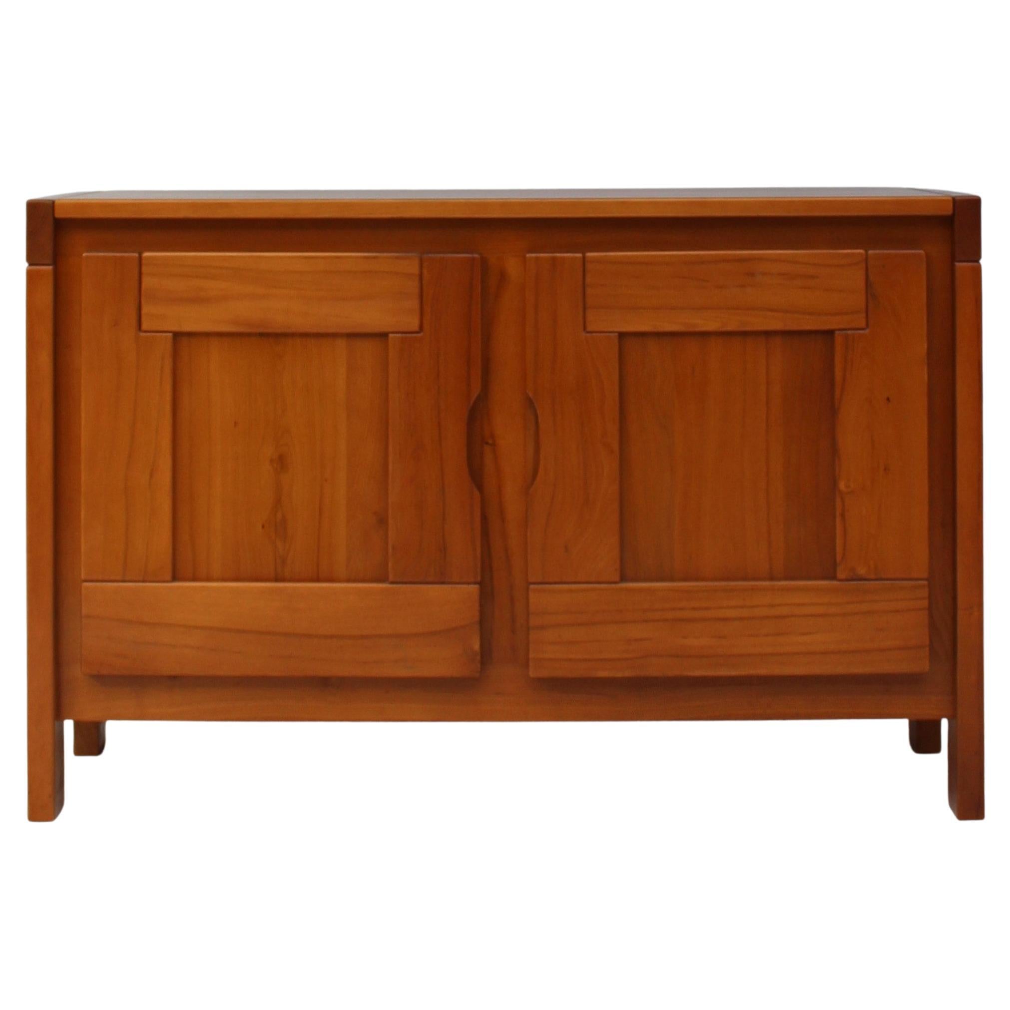 Buffet Maison Regain en orme massif