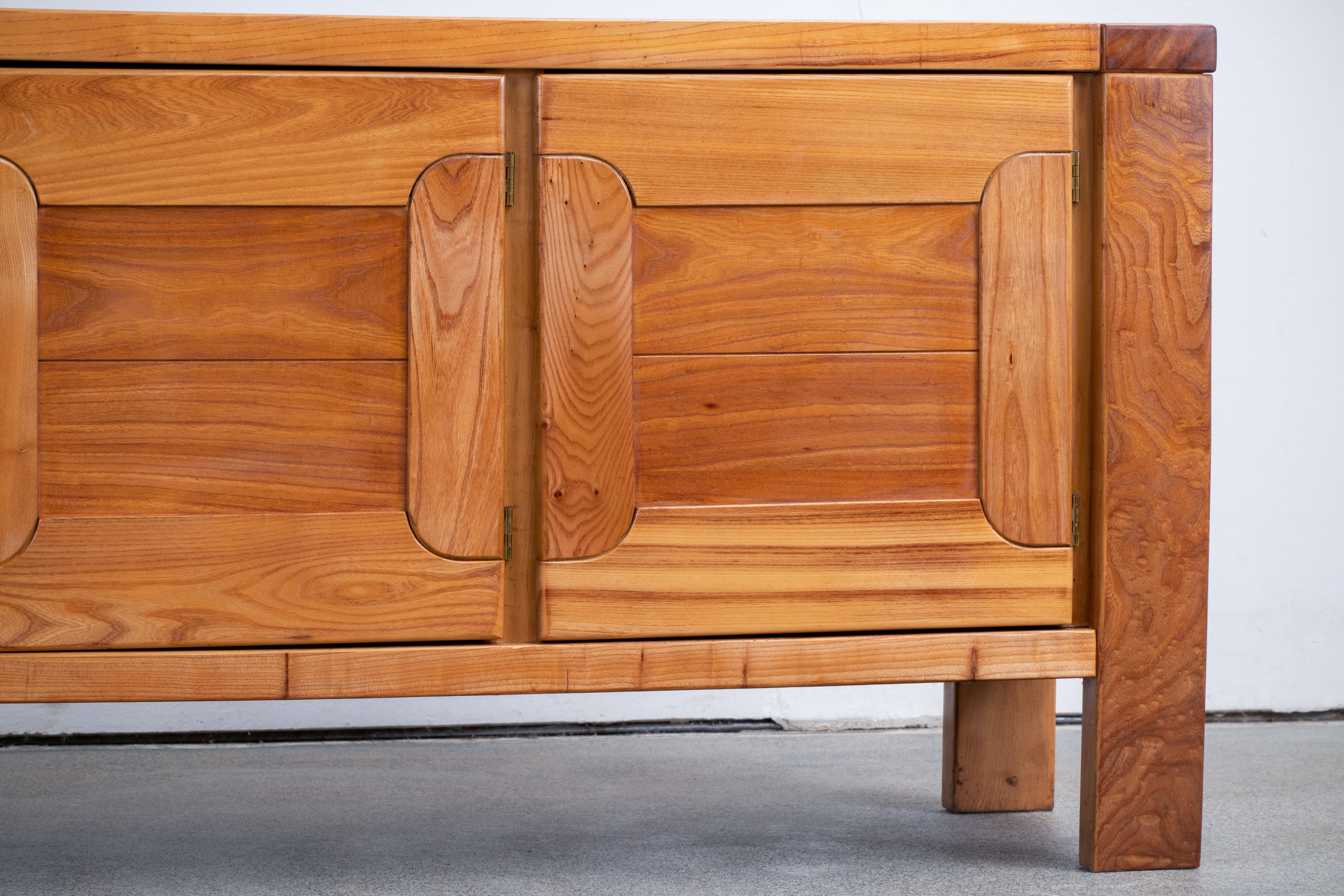 French Maison Regain Sideboard in Solid Elm, France, 1970s