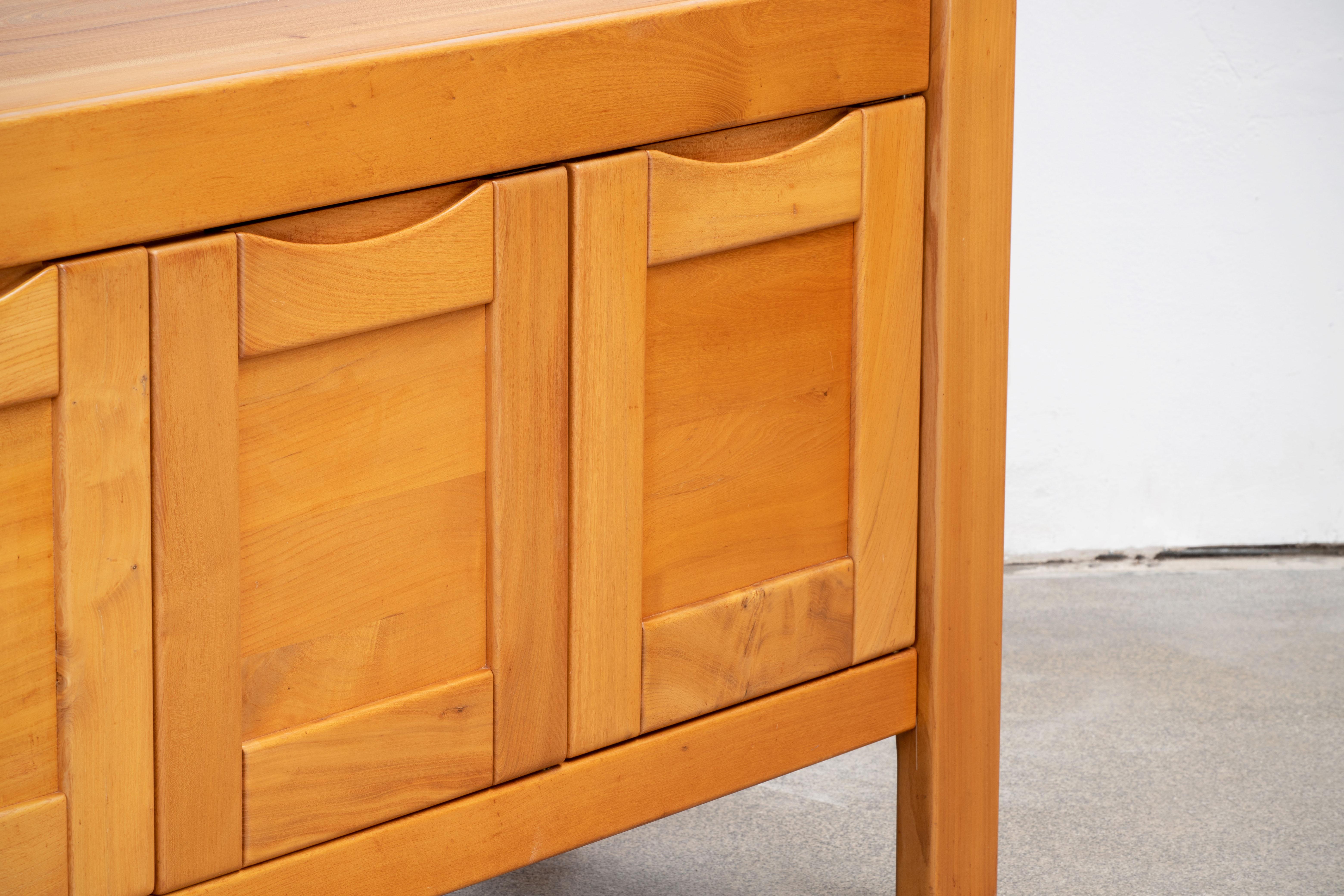 20th Century Maison Regain Sideboard in Solid Elm, France, 1970s For Sale
