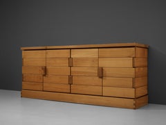 Credenza Maison Regain con ante nascoste in olmo massiccio