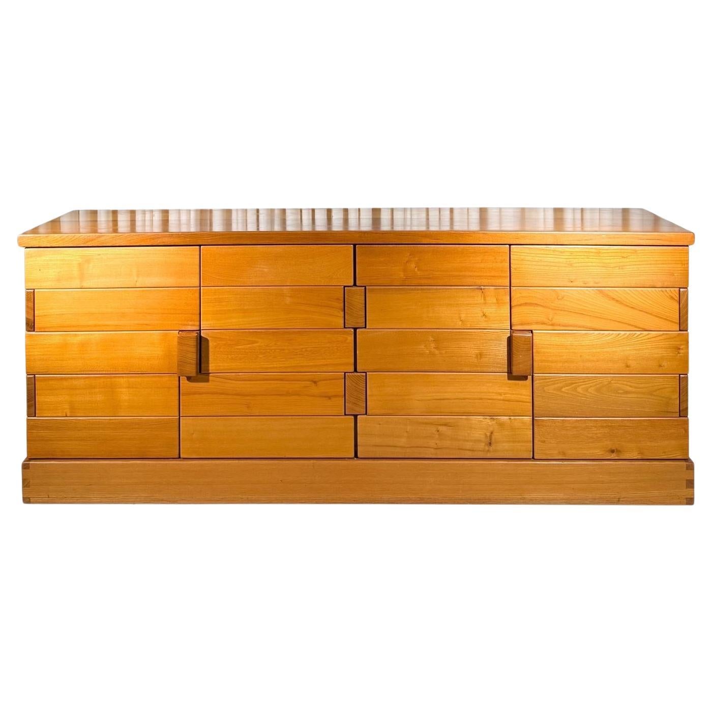 Maison Regain solid elm sideboard For Sale