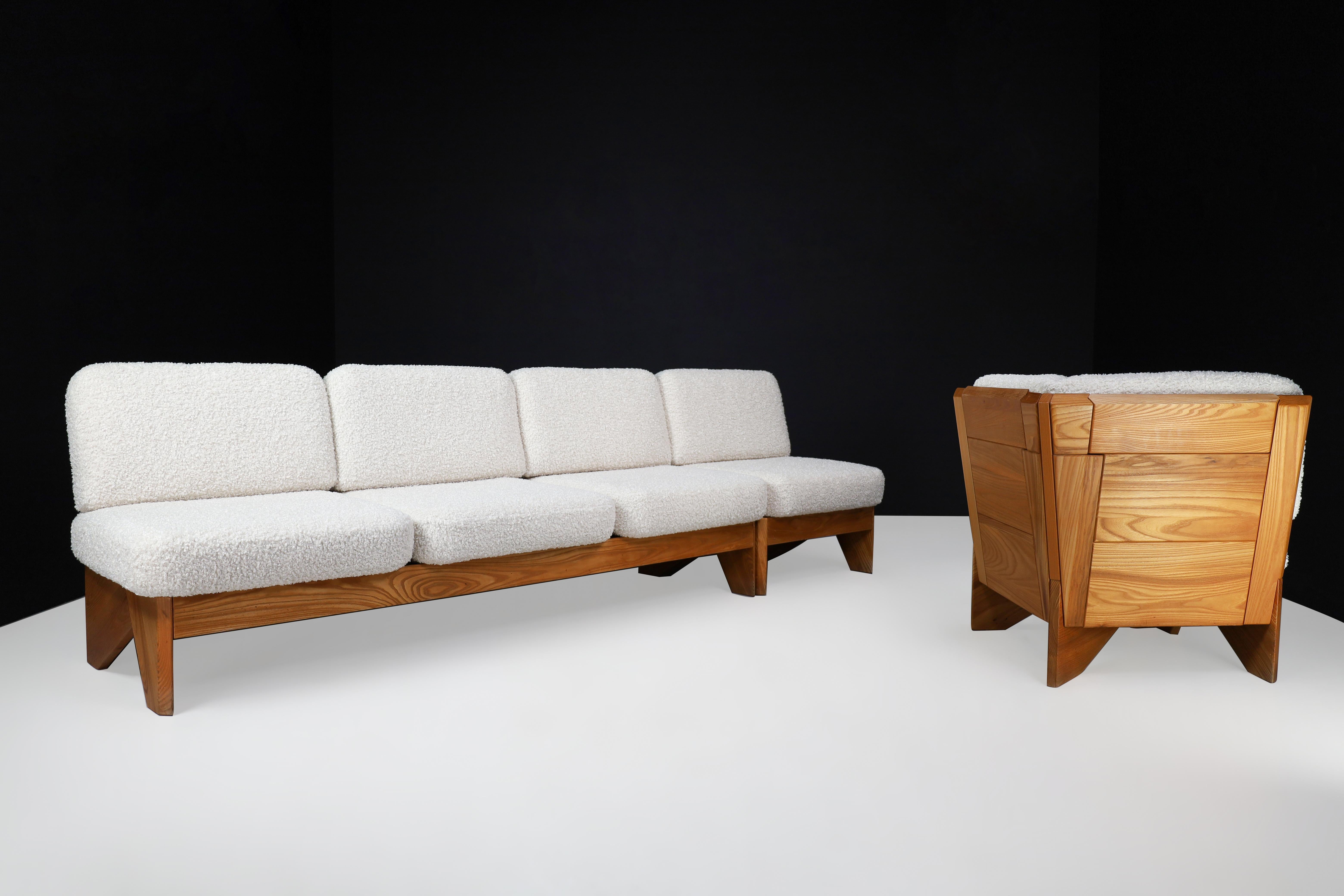 French Maison Regain Style Sofa/Living Room Set in Elm and Bouclé Fabric, France 1970s  For Sale