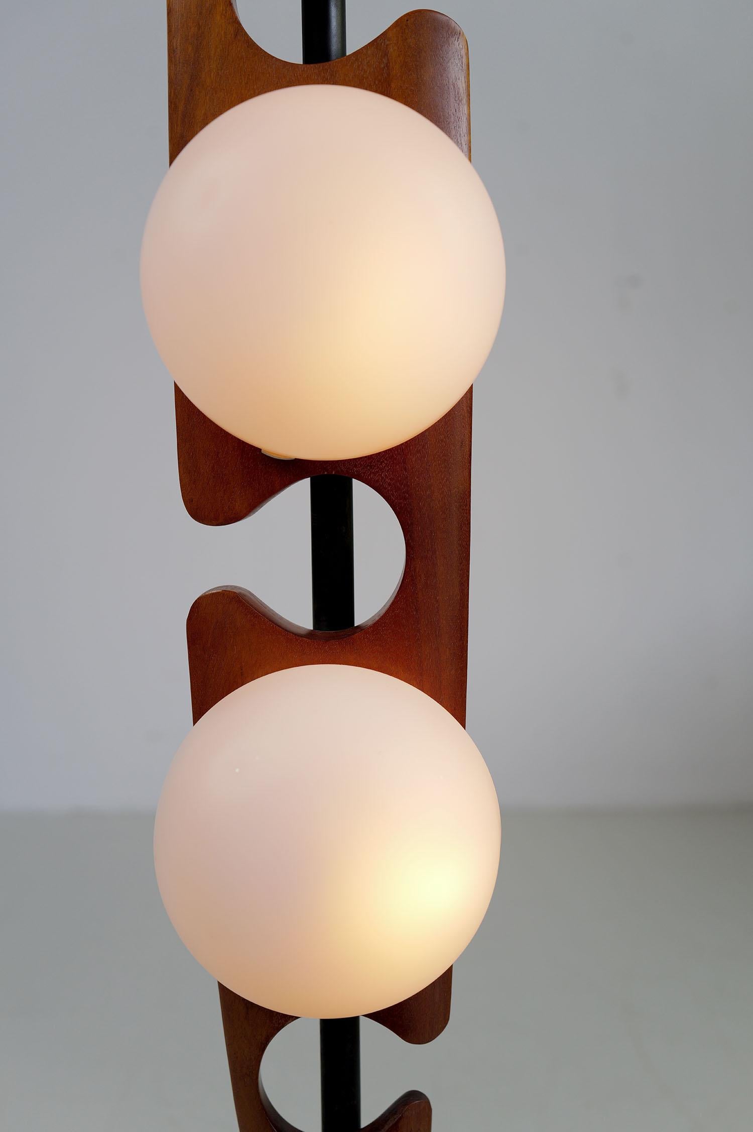 Maison Rispal, lampadaire Totem, France 1960 1