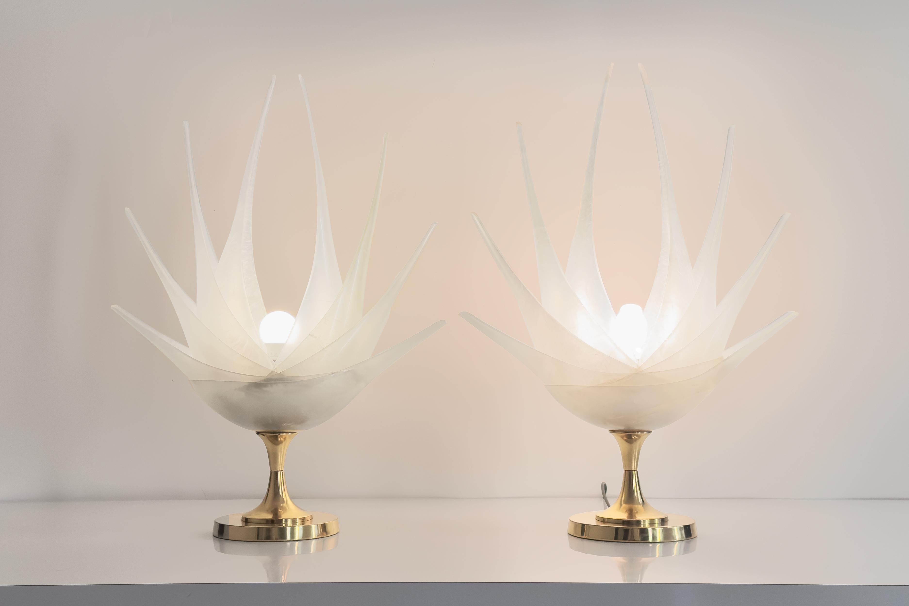 Maison Rougier - Paire de lampes de table en forme de fleur du 20e siècle en vente 6