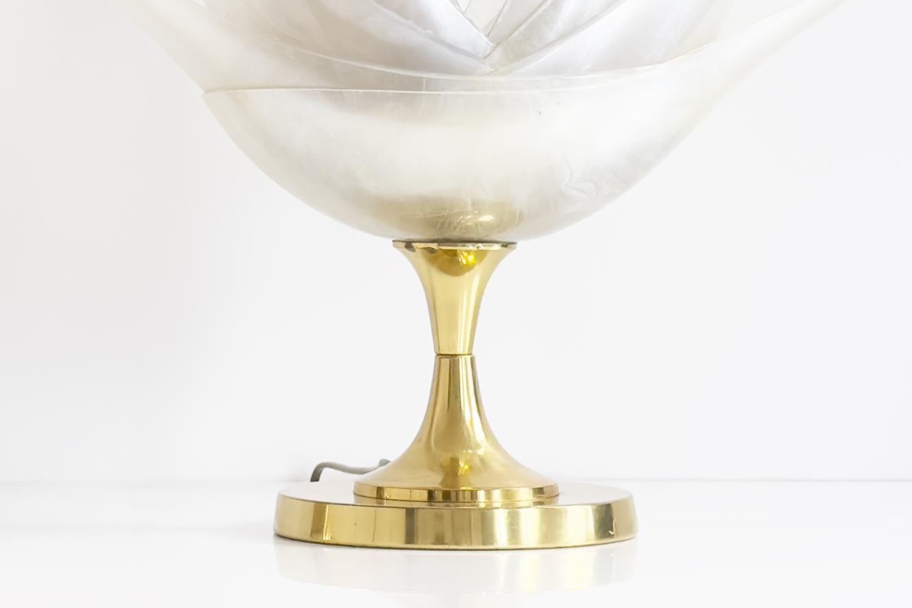 Maison Rougier - Paire de lampes de table en forme de fleur du 20e siècle en vente 7
