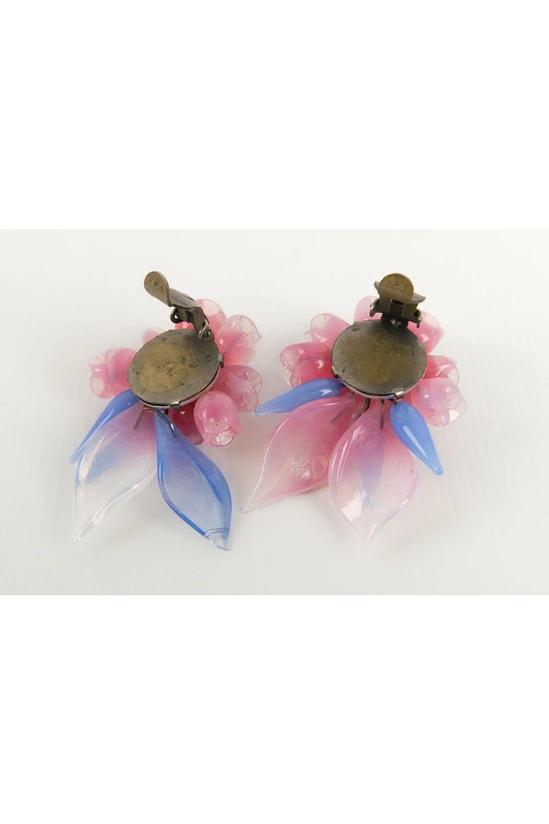 Maison Rousselet Earrings In Glass Paste in Shades of Blue and Pink In Good Condition For Sale In SAINT-OUEN-SUR-SEINE, FR