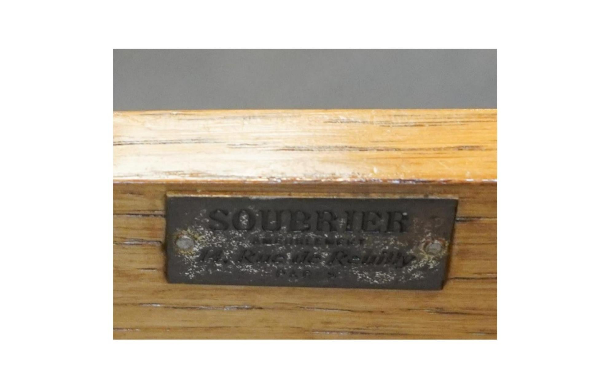 Maison Soubrier Louis XV. Buffet aus gemischtem Holz mit Intarsien aus Wurzelholz und Seidenholz, ca. 1920er Jahre  im Angebot 8