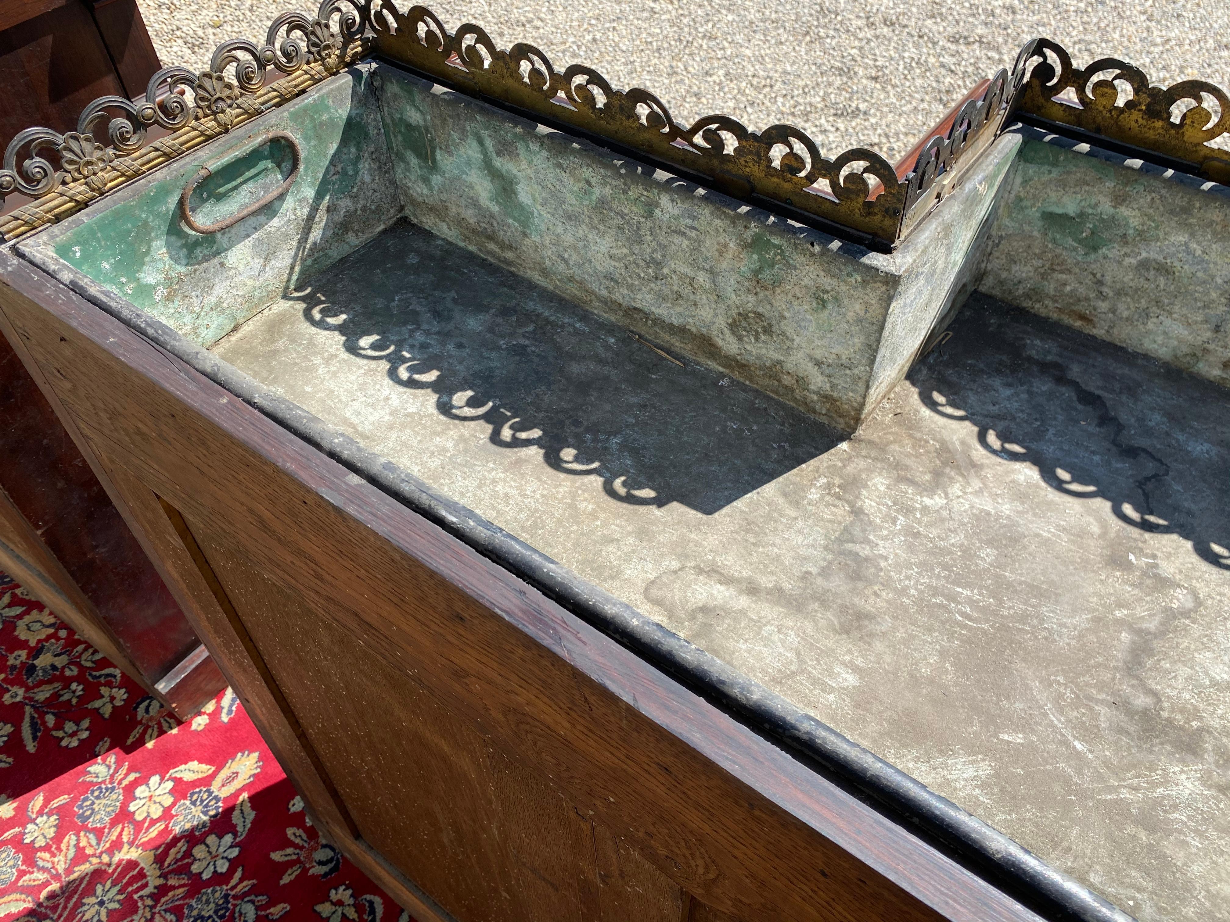 Maison Thuillier Paris, Paire de jardinières/Vitrines Période Napoléon III, XIXe siècle en vente 10