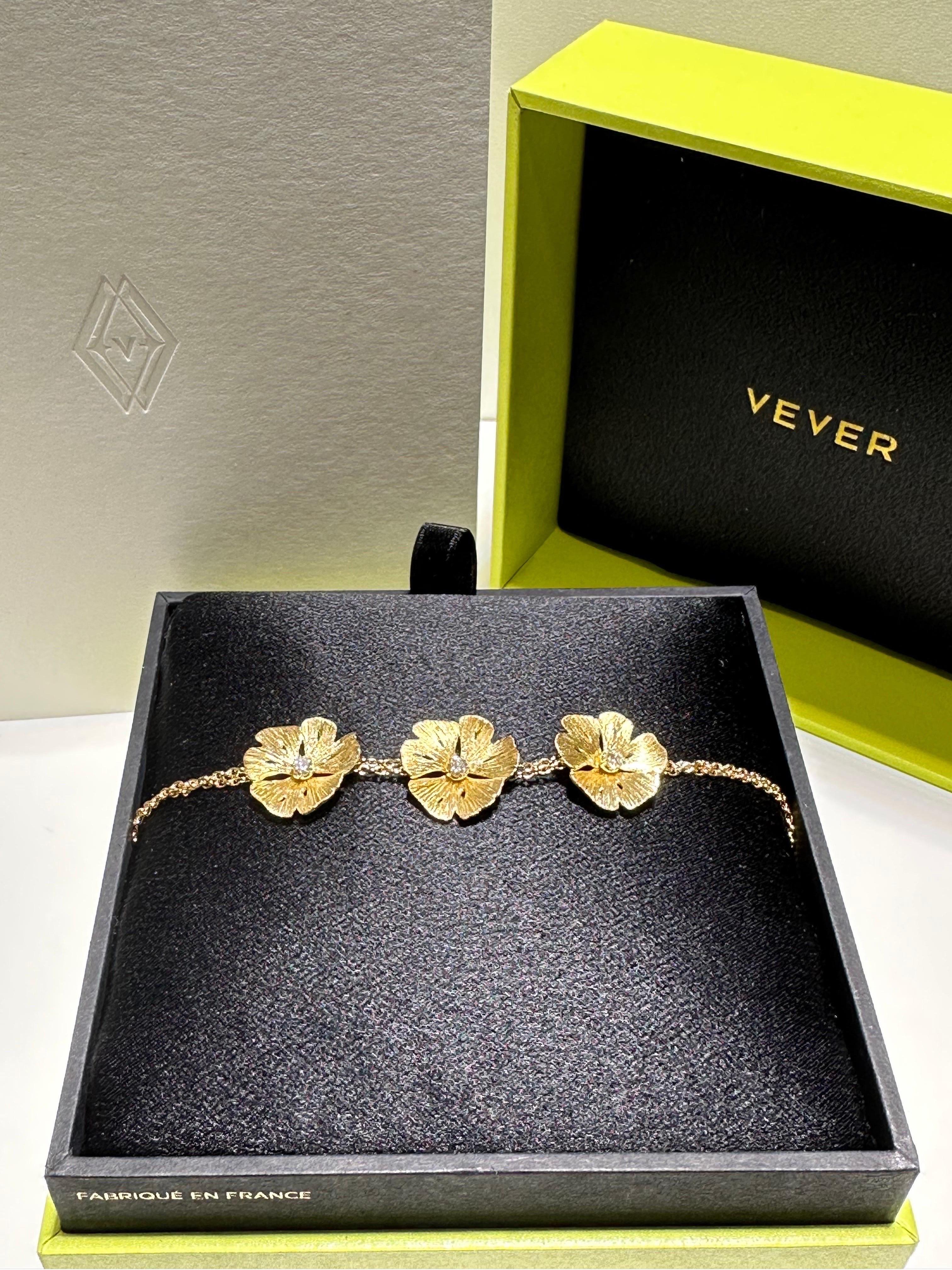 Bracelet à 3 fleurs Ginkgo de la Maison Vever  Neuf - En vente à Heerlen, NL