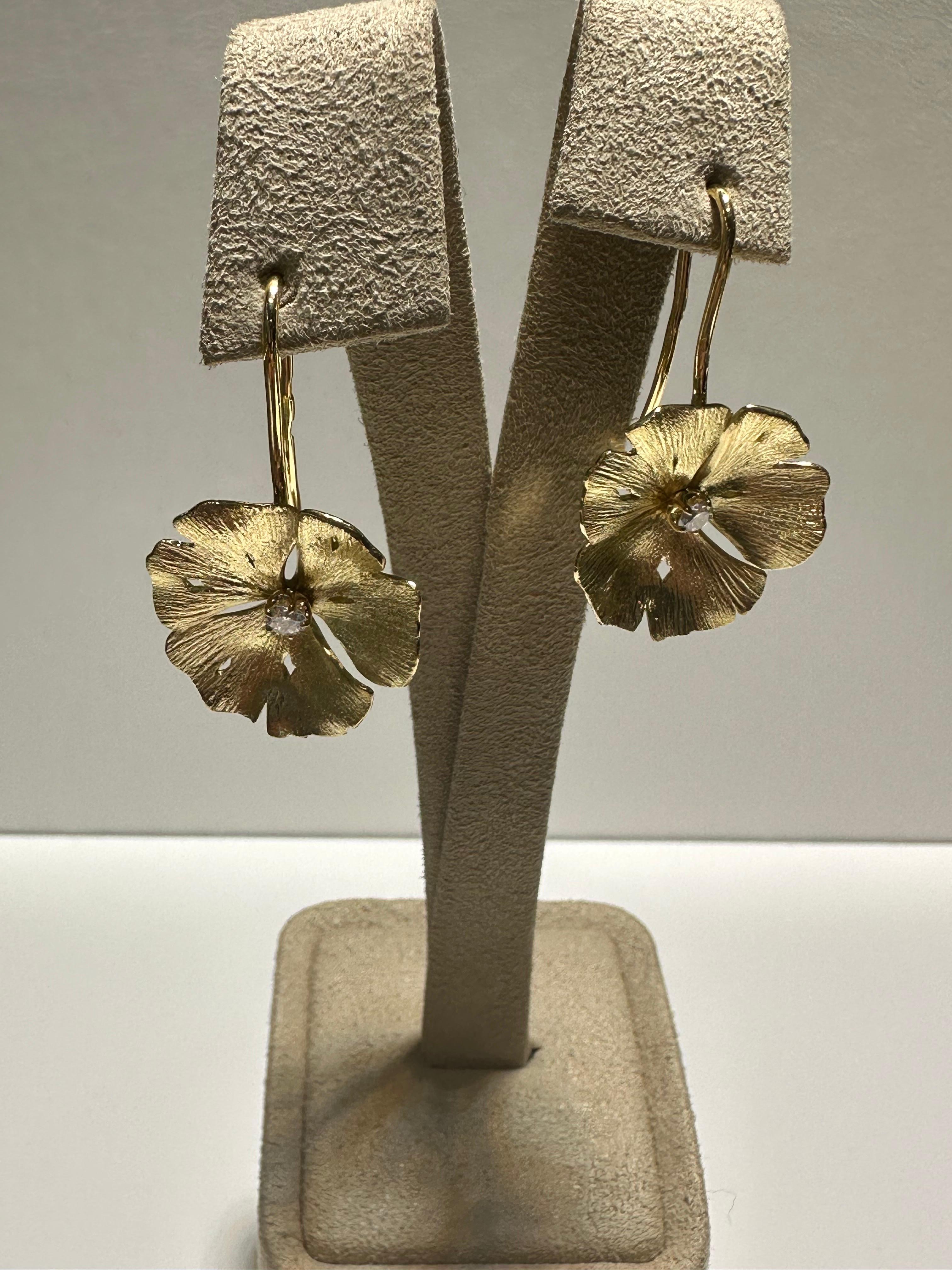 Brand new earrings made by the French jewelry house Vever. The earrings are made of 18 kt yellowgold and have 2 labgrown diamonds (0.16 ct). 

The starts in 1821 in Metz, France, when Pierre-Paul Vever opens his first silversmith & jewelry workshop.