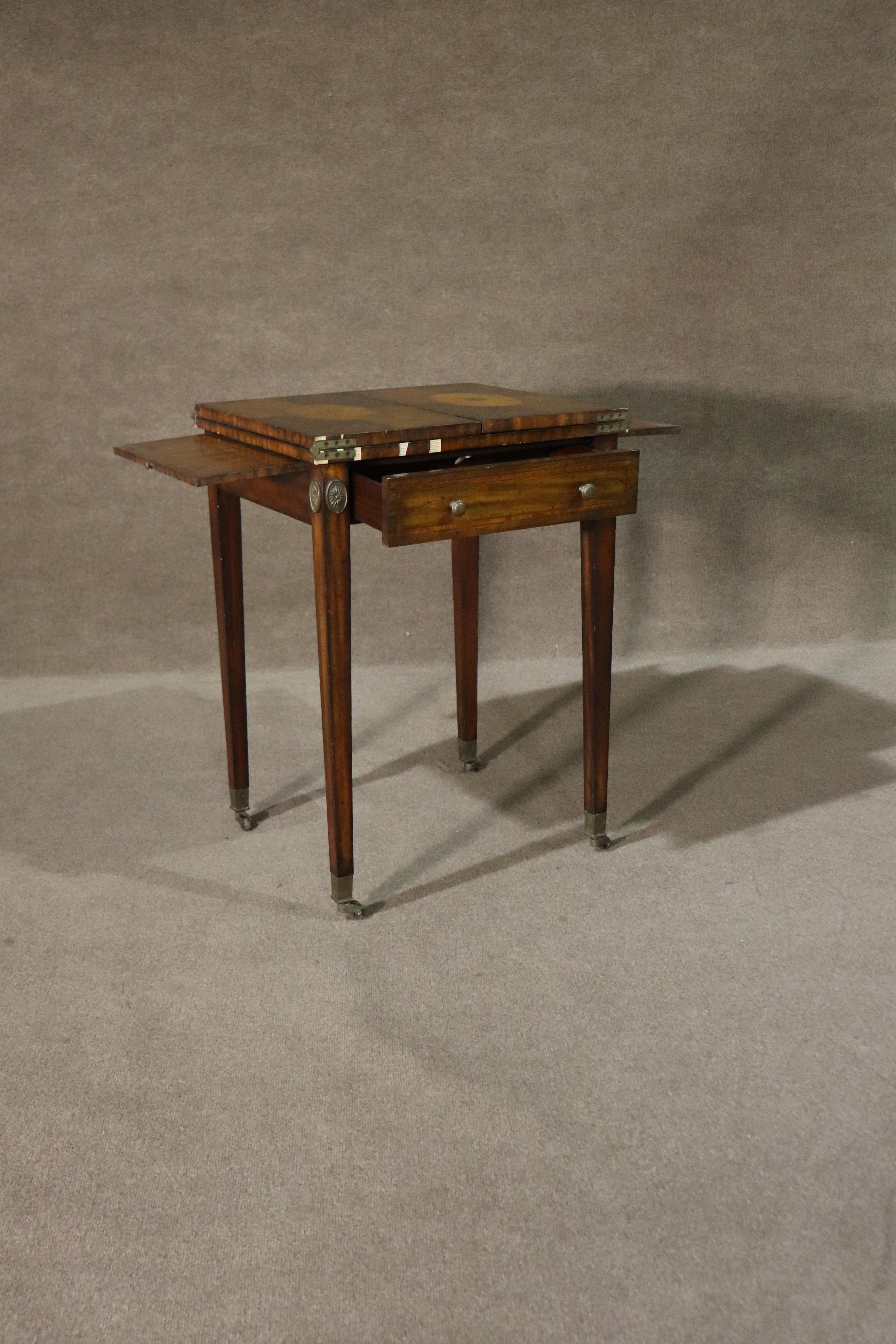 Maitland Smith Antique Expanding End Table In Good Condition For Sale In Brooklyn, NY