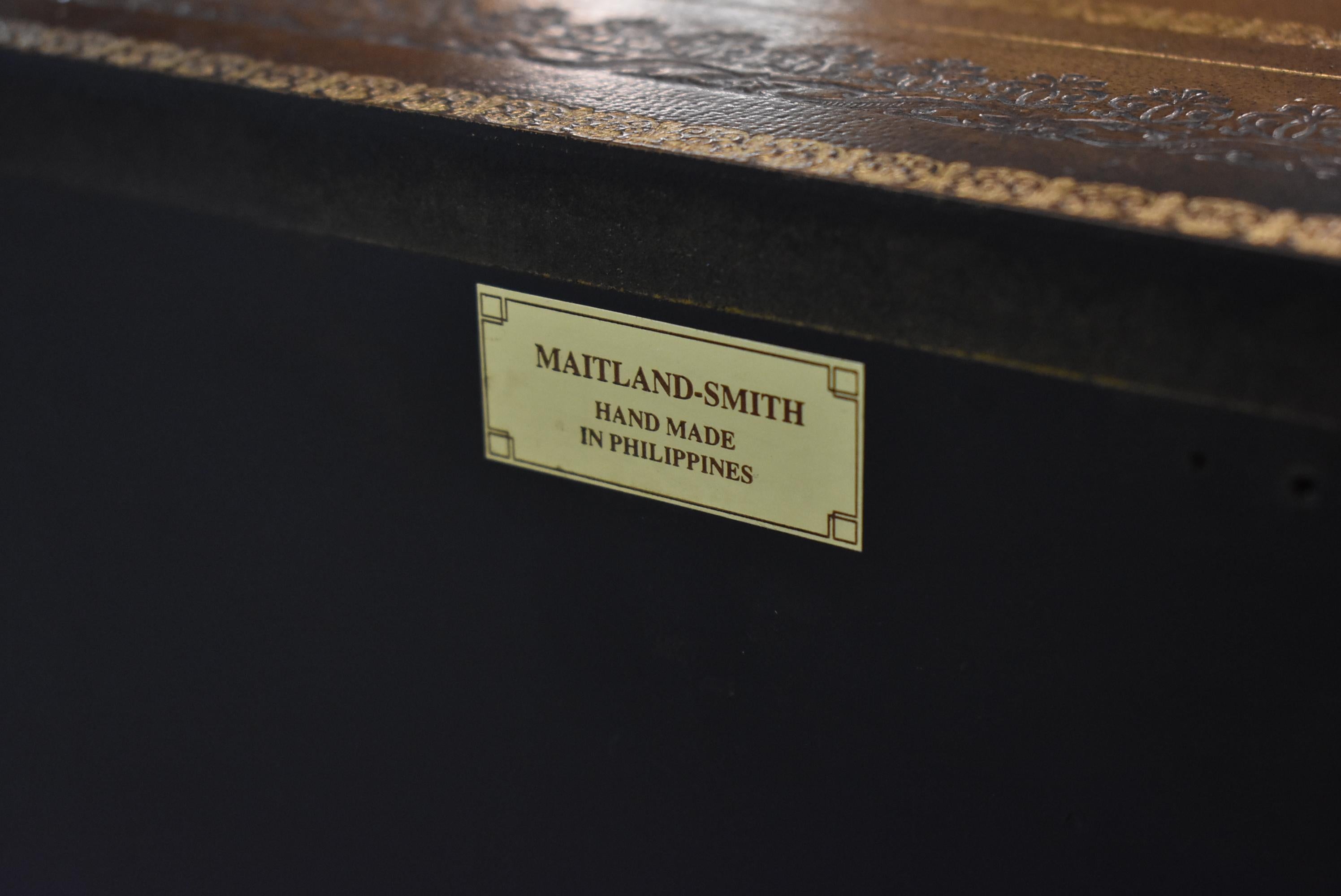 Maitland Smith Apothekerschrank, gefertigtes, mit Lederumwickeltes Etui im Angebot 5