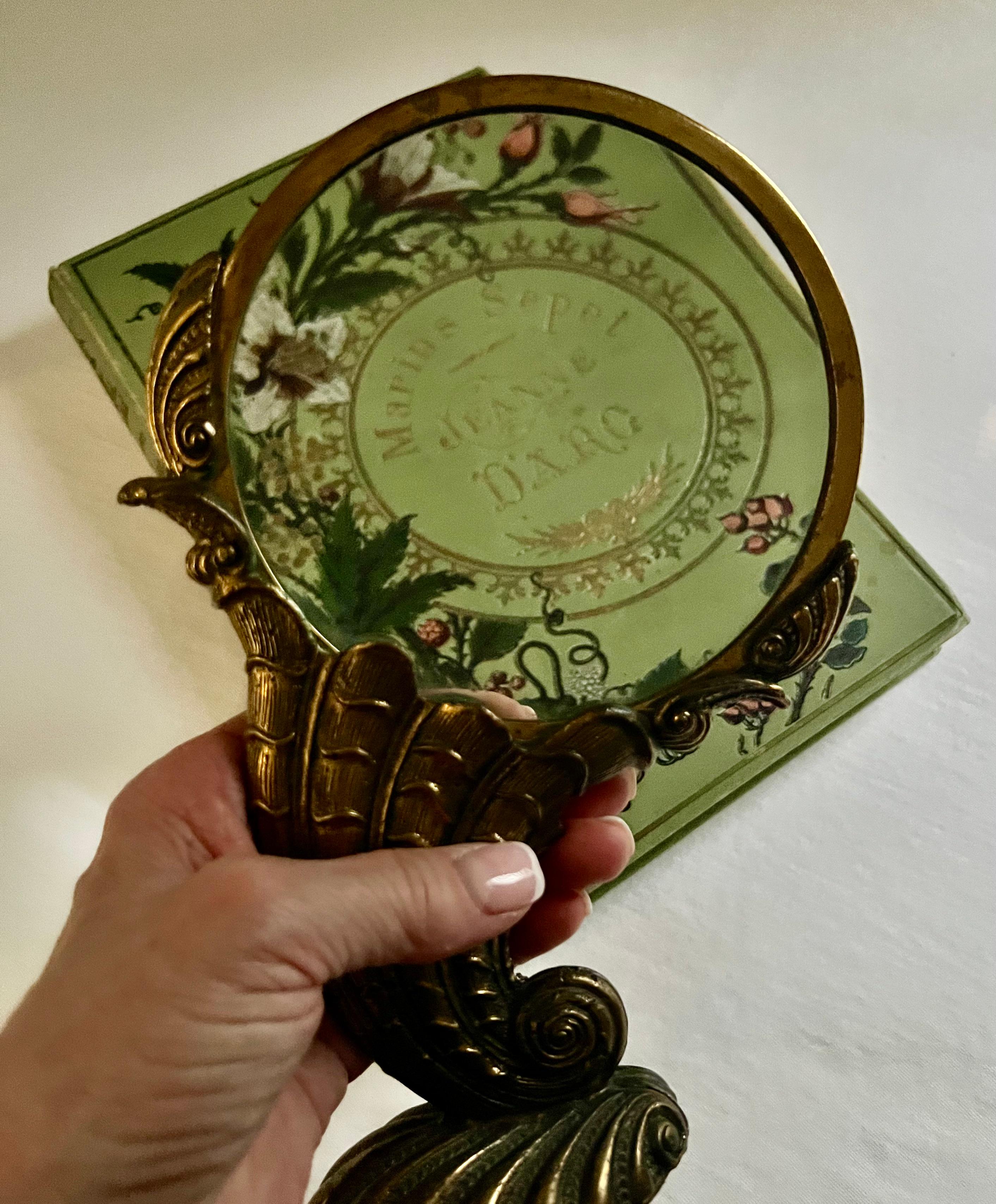 Maitland Smith Art Nouveau Style Large Standing Brass Nautilus Magnifying Glass For Sale 4