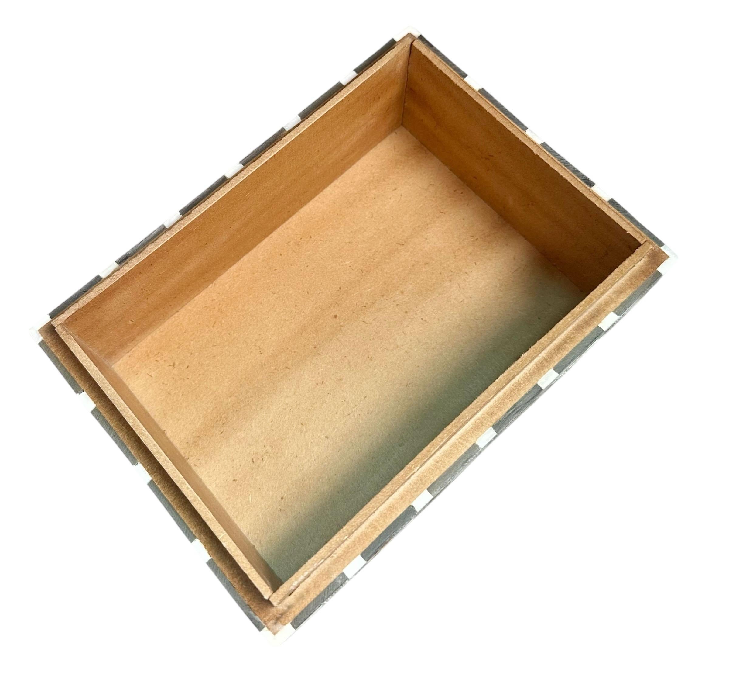 Maitland Smith Bone And Satinwood Box 1970s For Sale 7