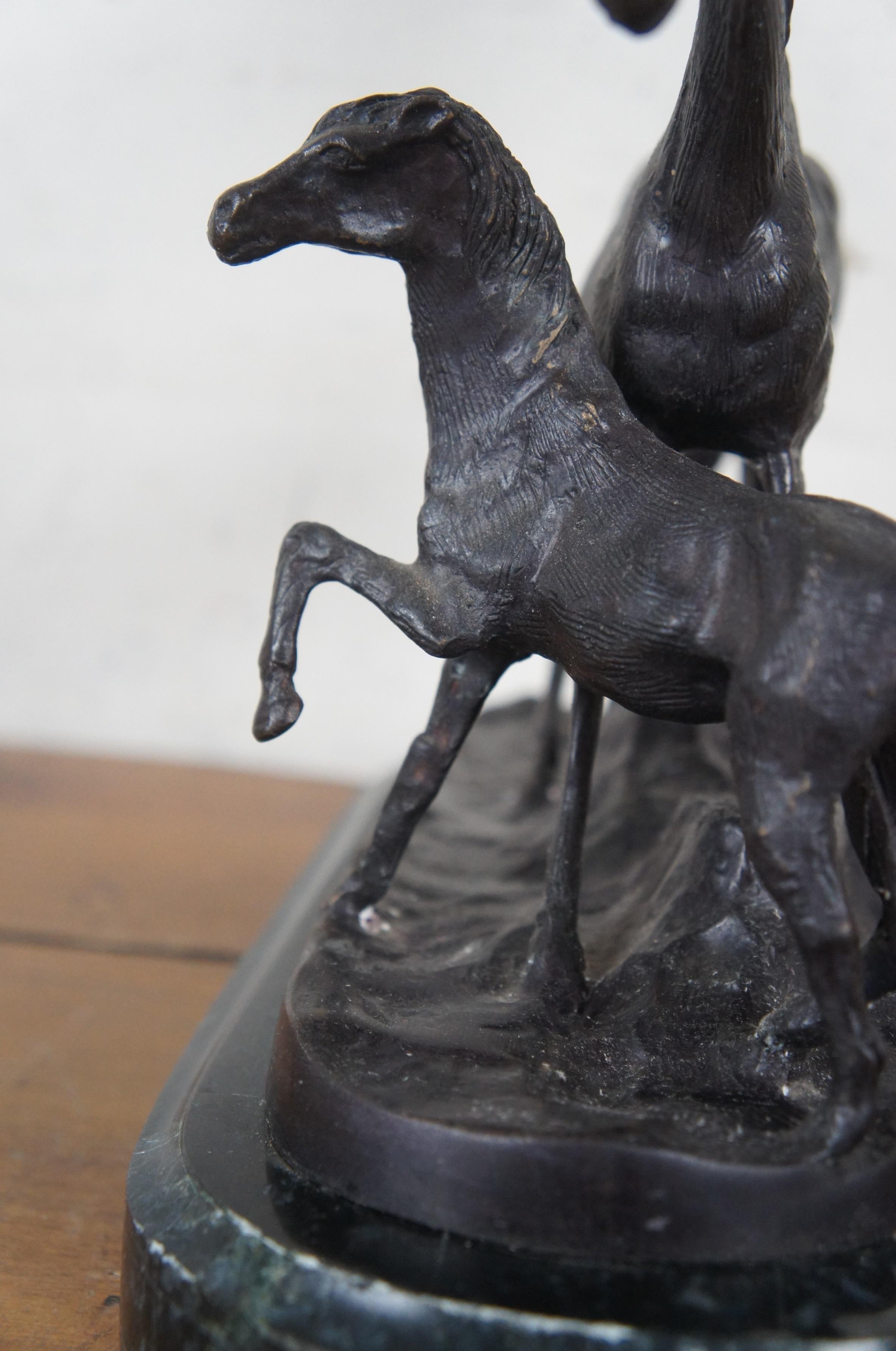 Lampe de bureau Maitland Smith en bronze, cuir ouvragé cheval équestre 21 pouces en vente 4