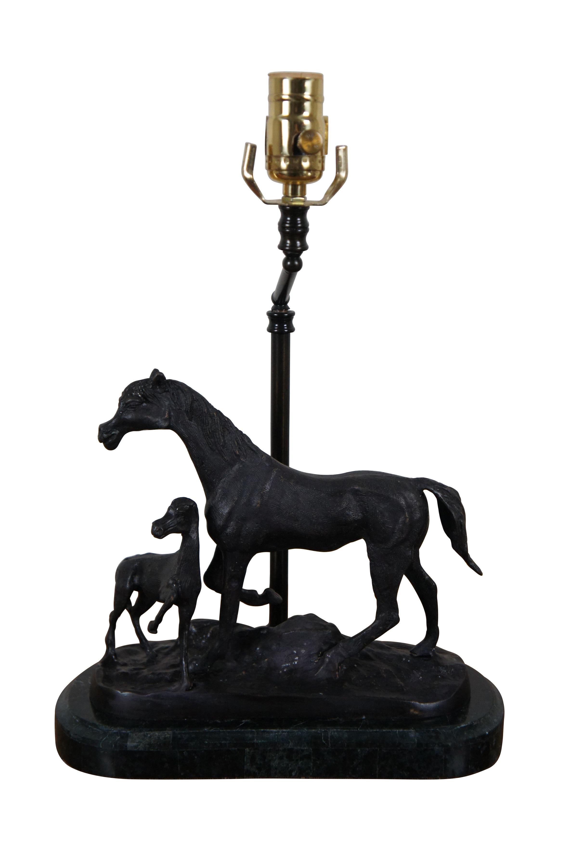 Maitland Smith Bronze Marmor Tooled Leder-Tischlampe mit Reiterpferd 24