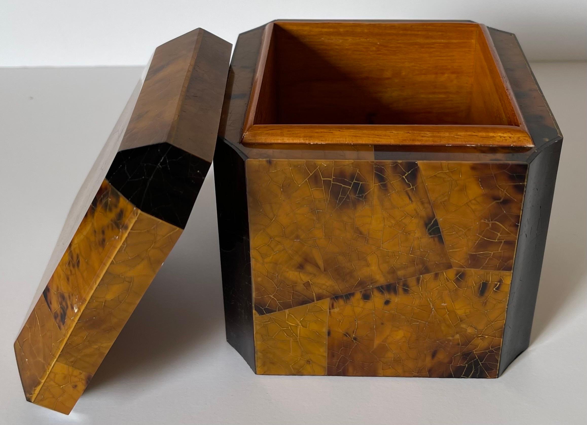 Late 20th Century Maitland Smith Brown Penshell Cube Decorative Box For Sale