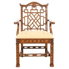 Maitland Smith Sillón chino Chippendale de caoba tallada