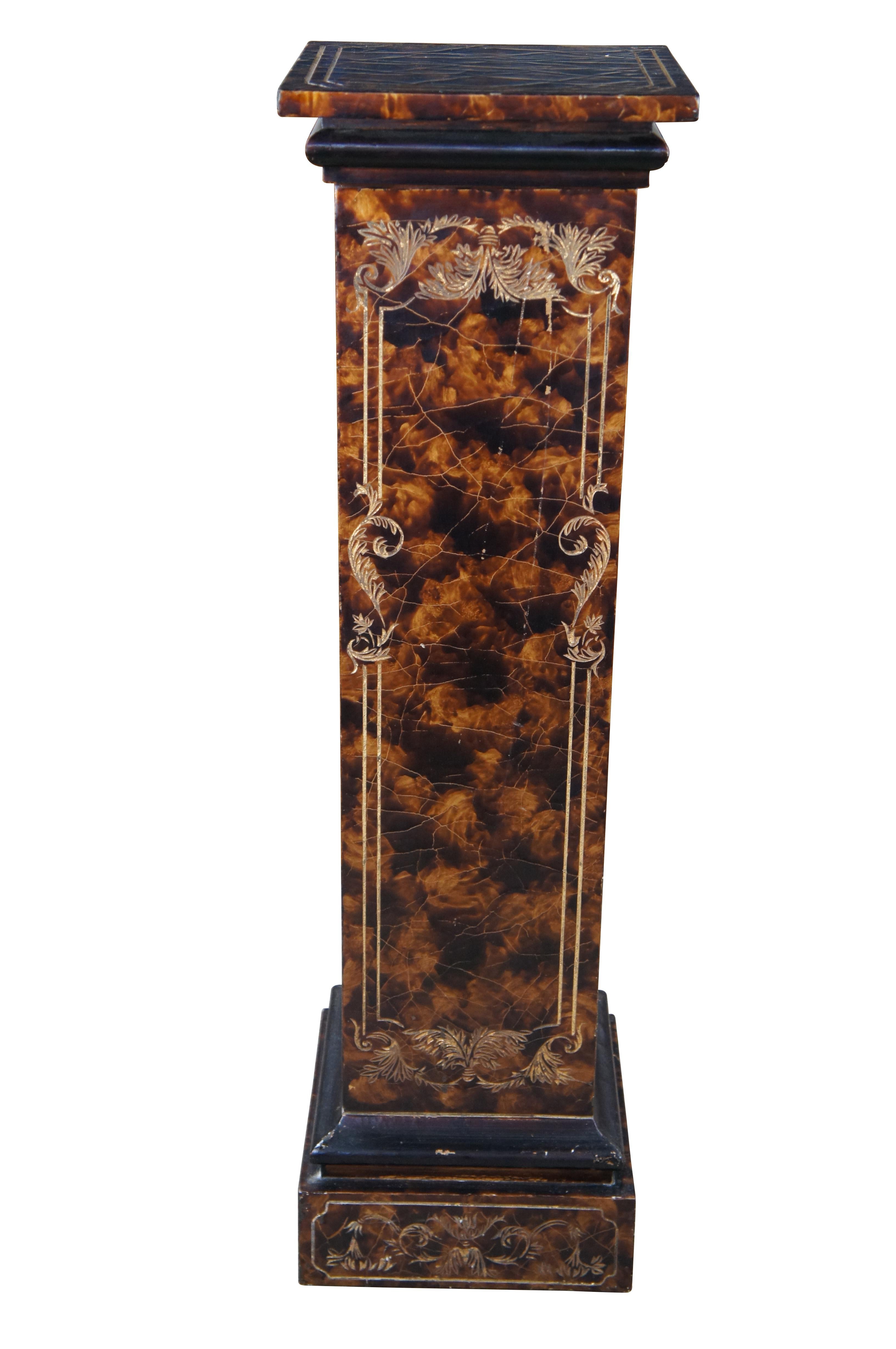 A Chinese Coramandel Faux Tortoise Shell pedestal or sculpture stand by Maitland Smith, Circa 1980s. Features a traditional Grecian form with decorative foliate motifs, a floral urn and fluted accents. Marked along underside. Great for display of a