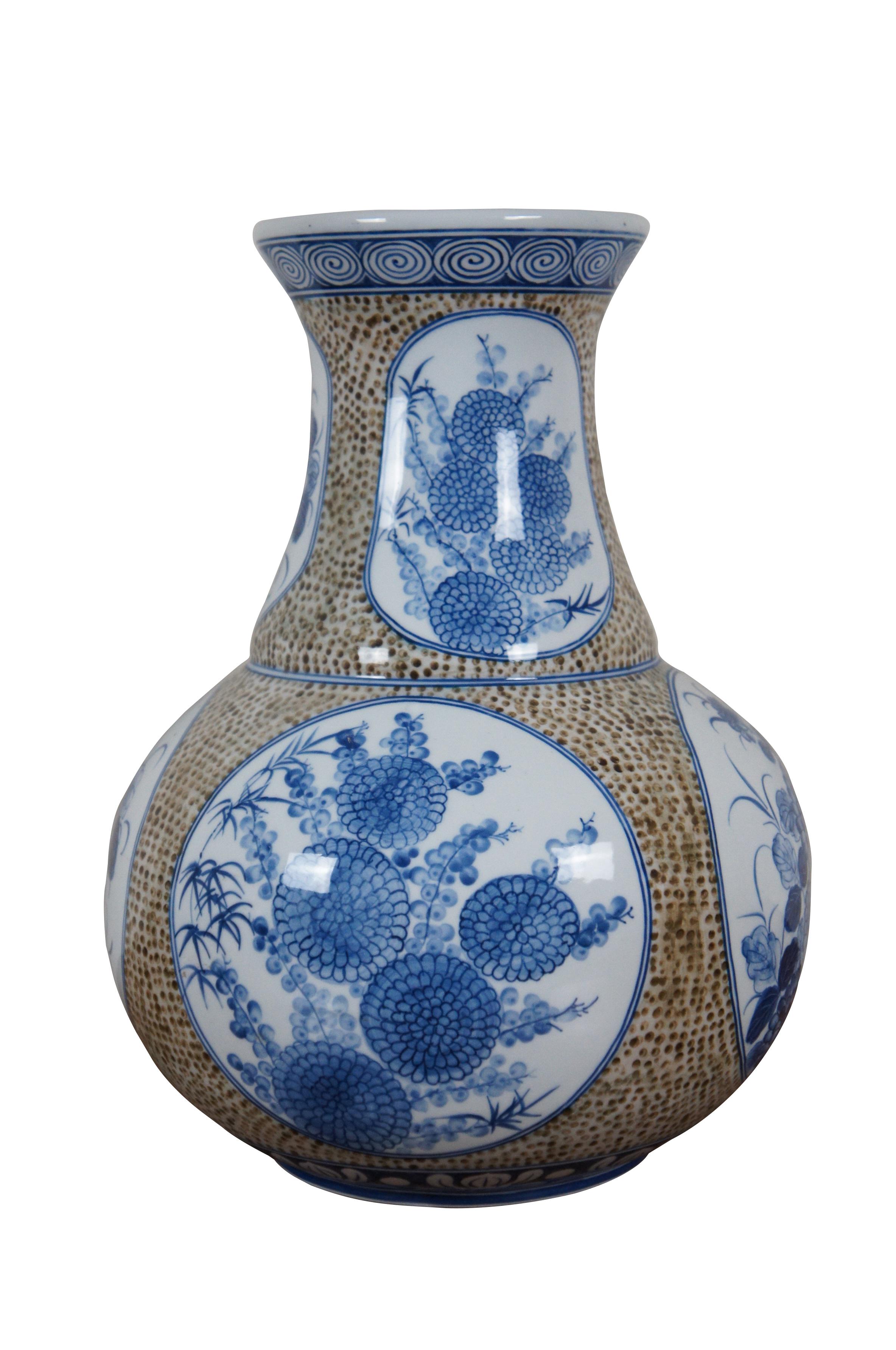 Chinoiseries Maitland Smith Chinoiserie Blue & Brown Floral Porcelain Mantel Vase Urn 15