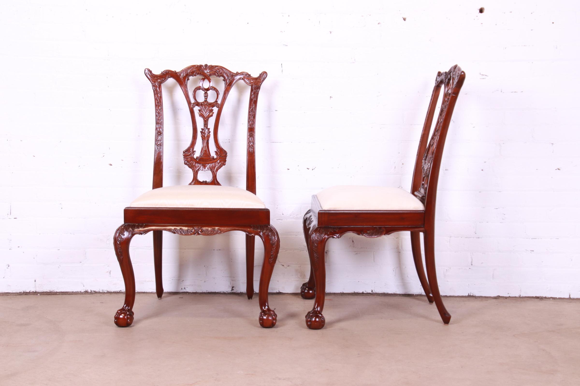 Maitland Smith Chippendale Carved Mahogany Dining Chairs, Set of Six For Sale 2