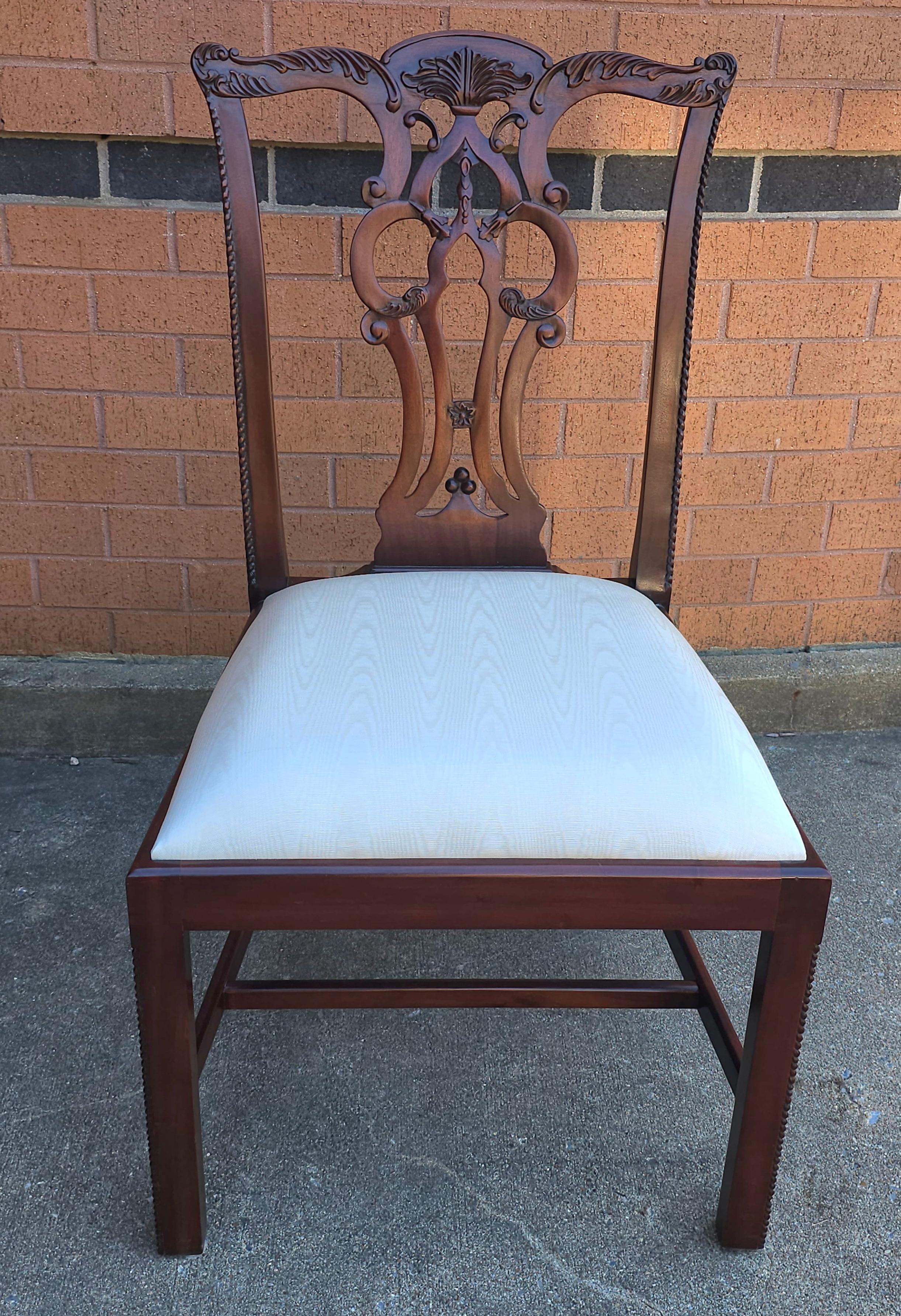 Maitland Smith Chippendale Style Carved Mahogany and Upholstered Side Chair In Excellent Condition For Sale In Germantown, MD