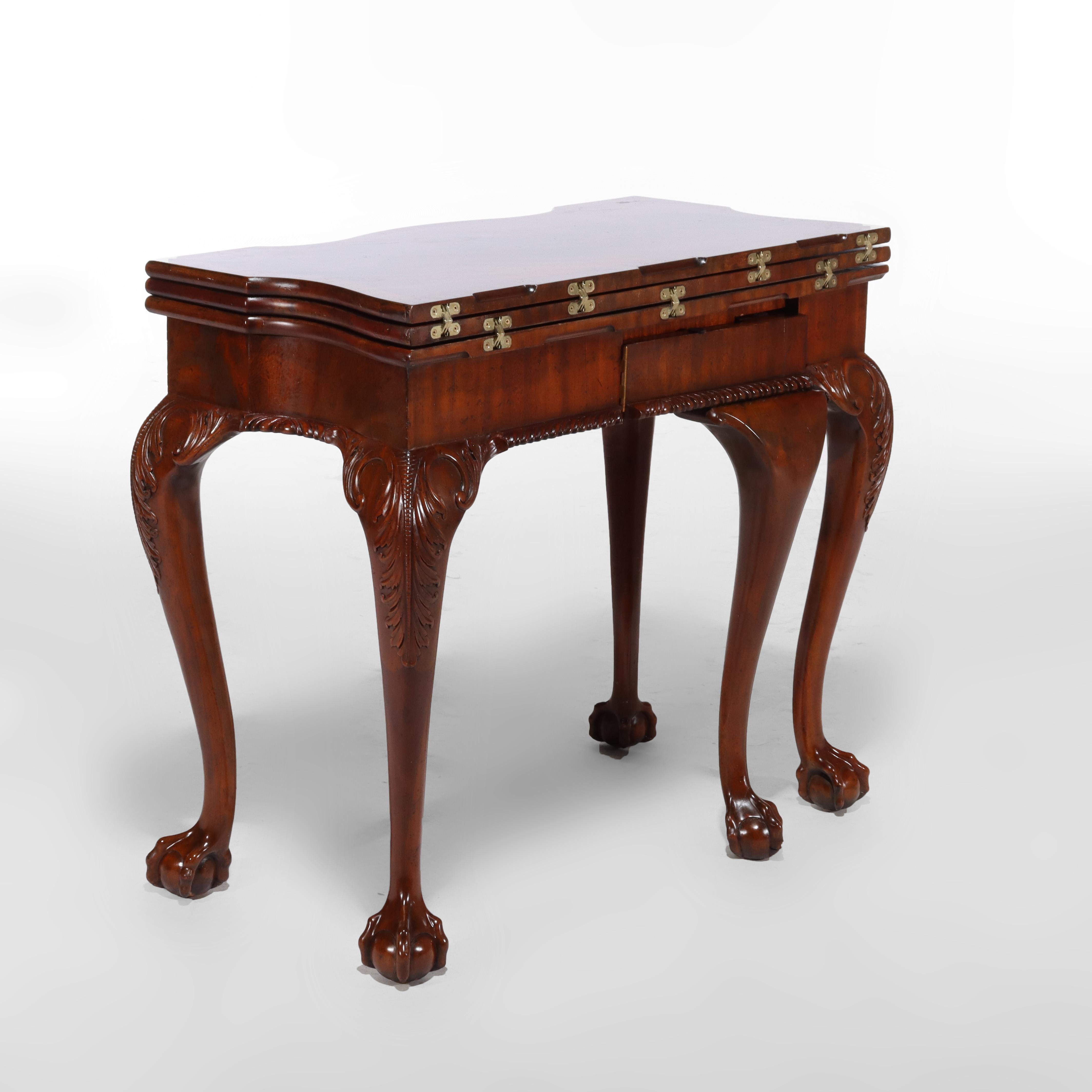 Maitland Smith Table de jeu en acajou sculpté de style Chippendale avec pieds griffes en vente 10