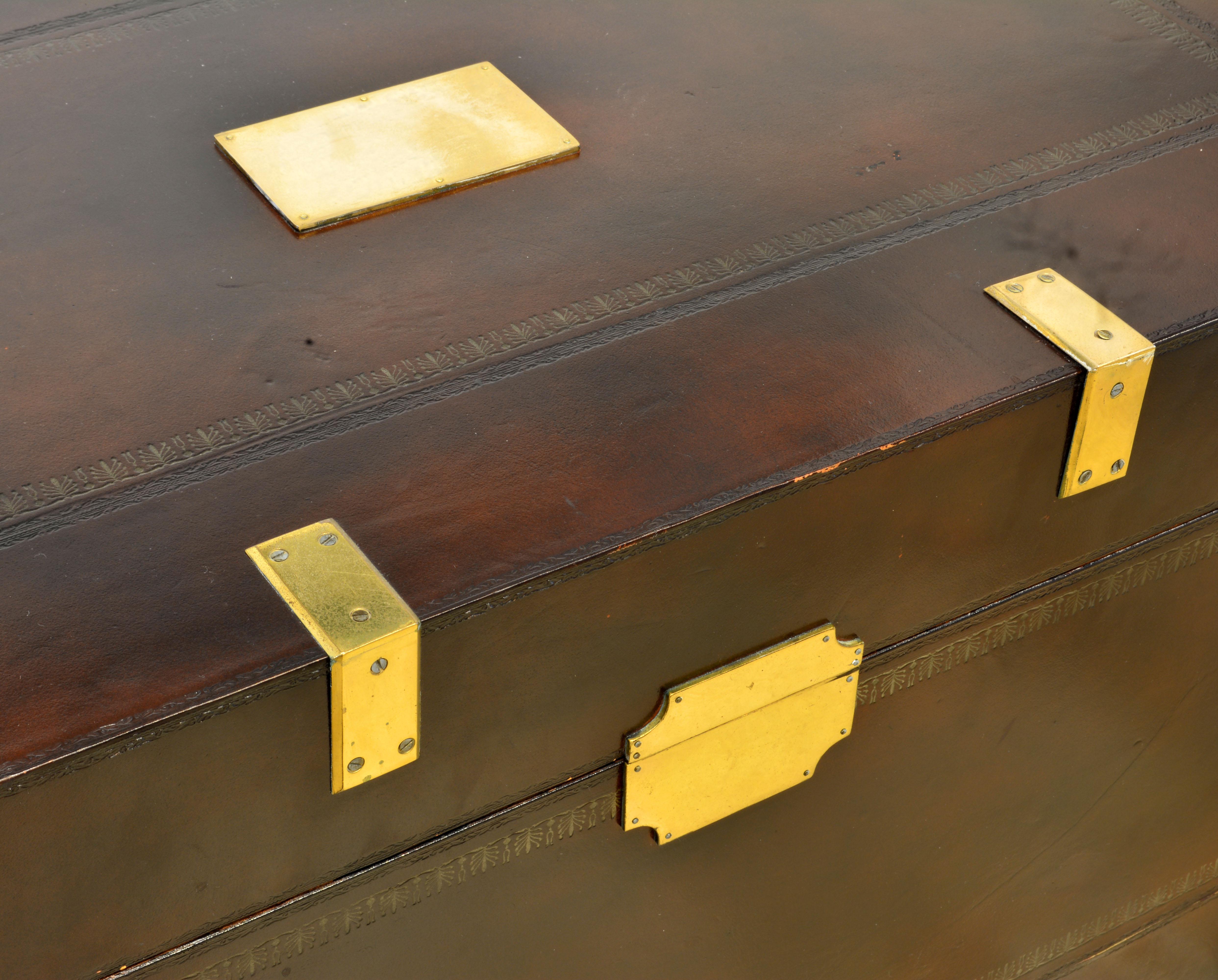 Maitland Smith Colonial Campaign Style Leather Trunk or Coffee Table 2
