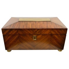 Maitland Smith Boîte décorative en bois d'acajou avec garniture en laiton