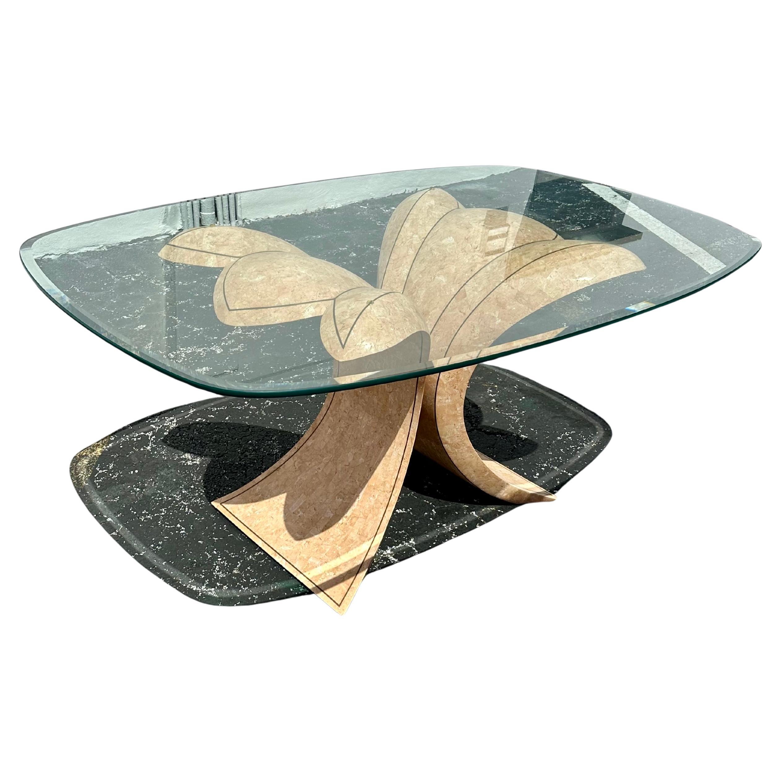 Table de salle à manger Maitland-Smith en travertin et incrustation de laiton