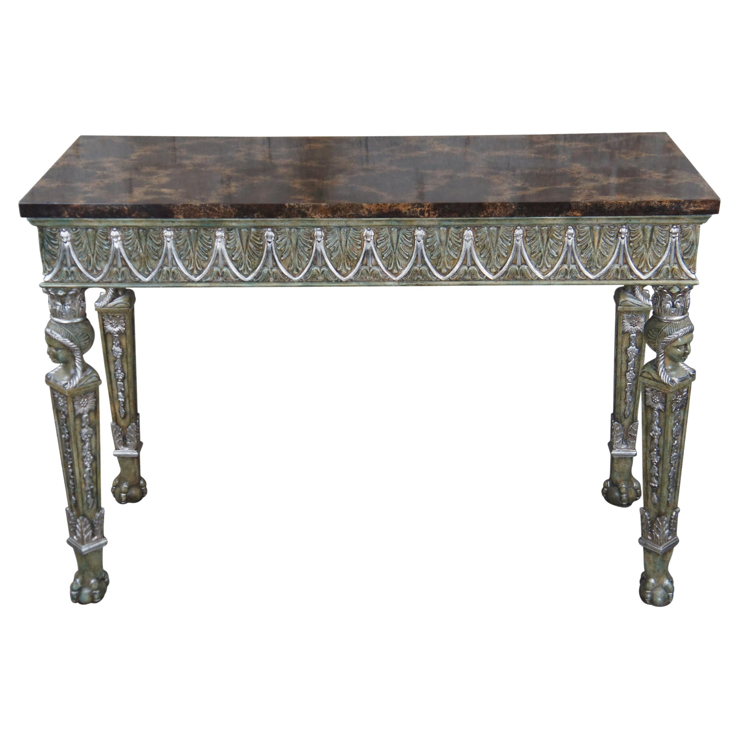 Table console d'entrée de style néo-égyptien Maitland Smith en faux marbre avec boule et griffe en vente